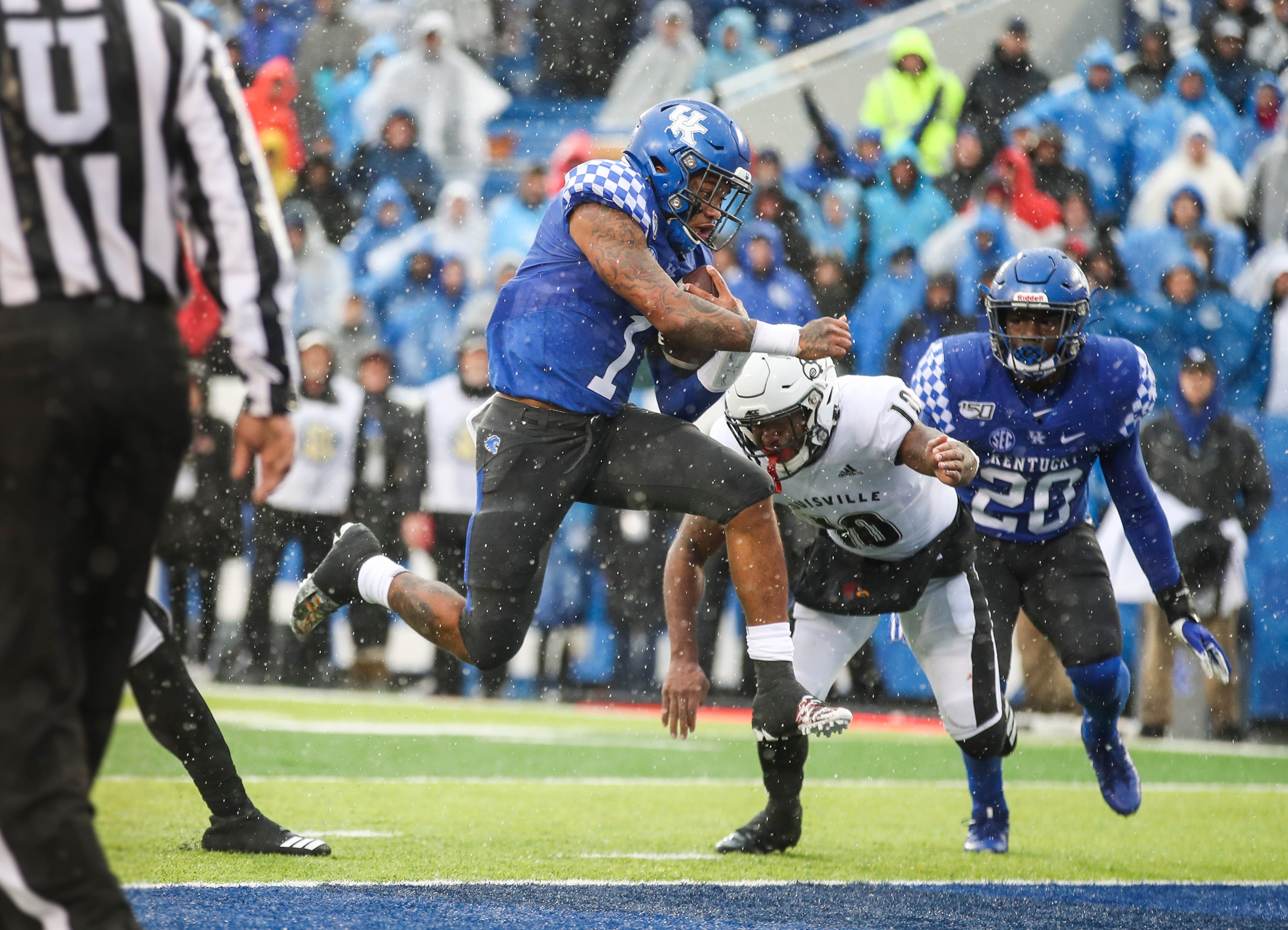 Bills welcome NBA's Jordan Nwora, Jack Armstrong to training camp