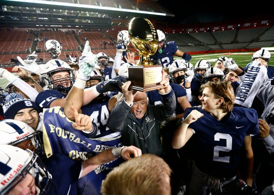 Hs Football Shawnee Caps Season With Regional Title