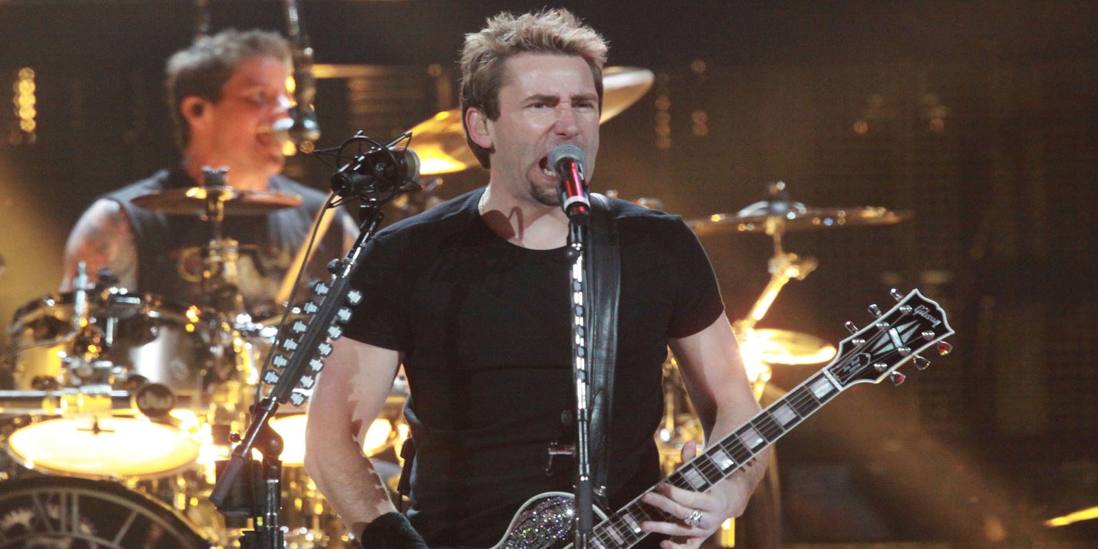 Nickelback's back, playing Milwaukee's American Family Insurance