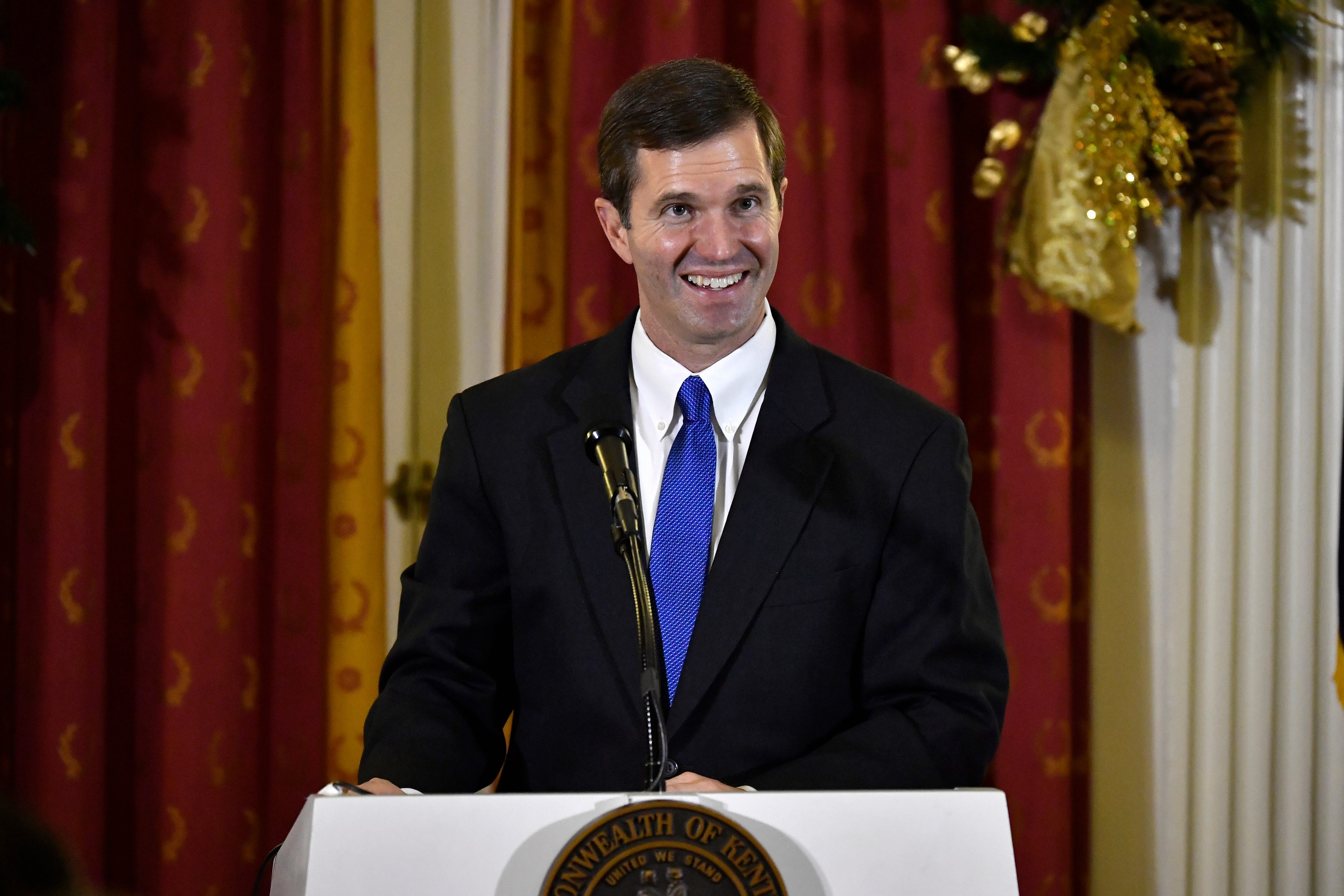 andy beshear masks