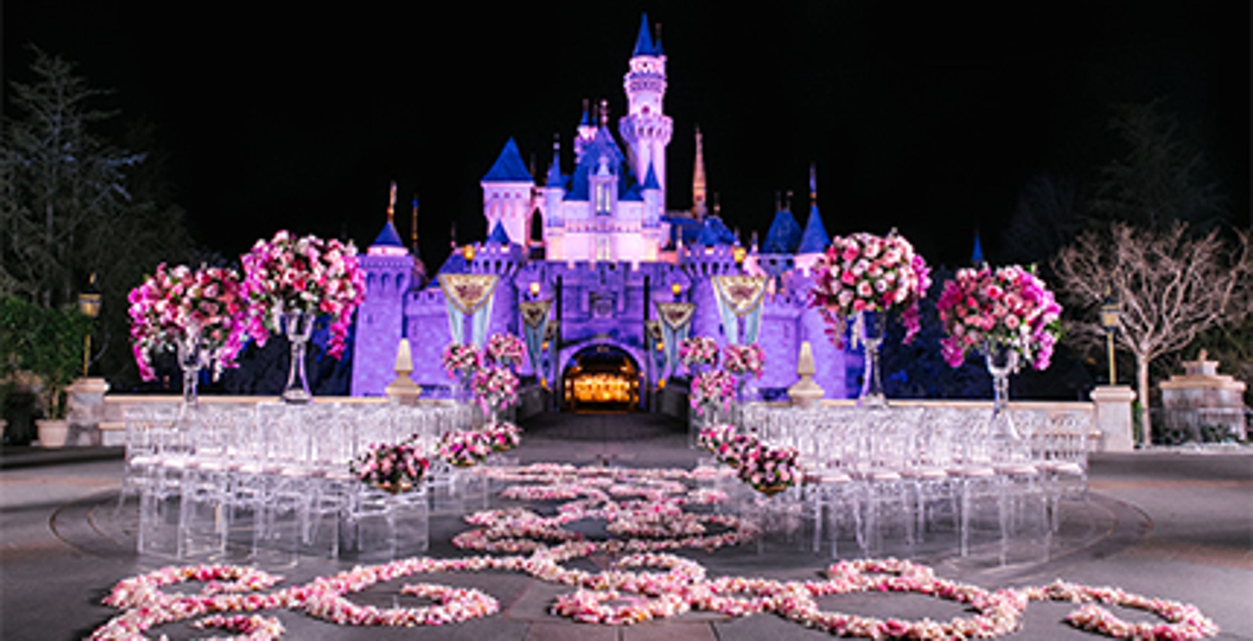 Disneyland Disney World Exclusive Experiences Club 33 Vip Tours