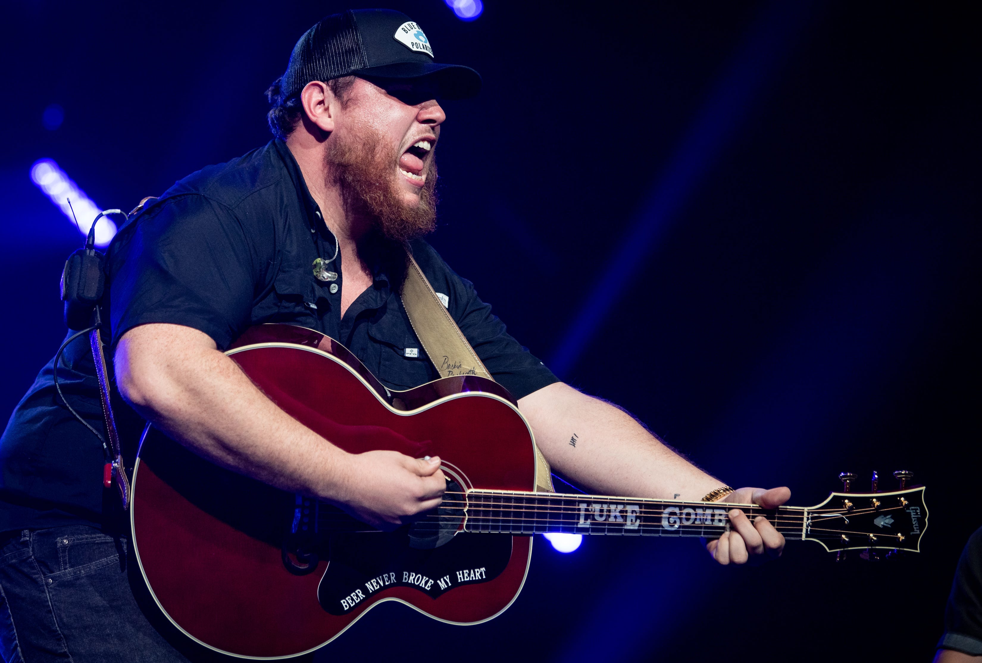 Luke Combs positive for COVID19, will miss CMT Awards performance