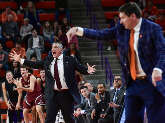 Clemson Basketball Falls To South Carolina