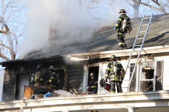 Fire burns home on Broadway in Thornwood