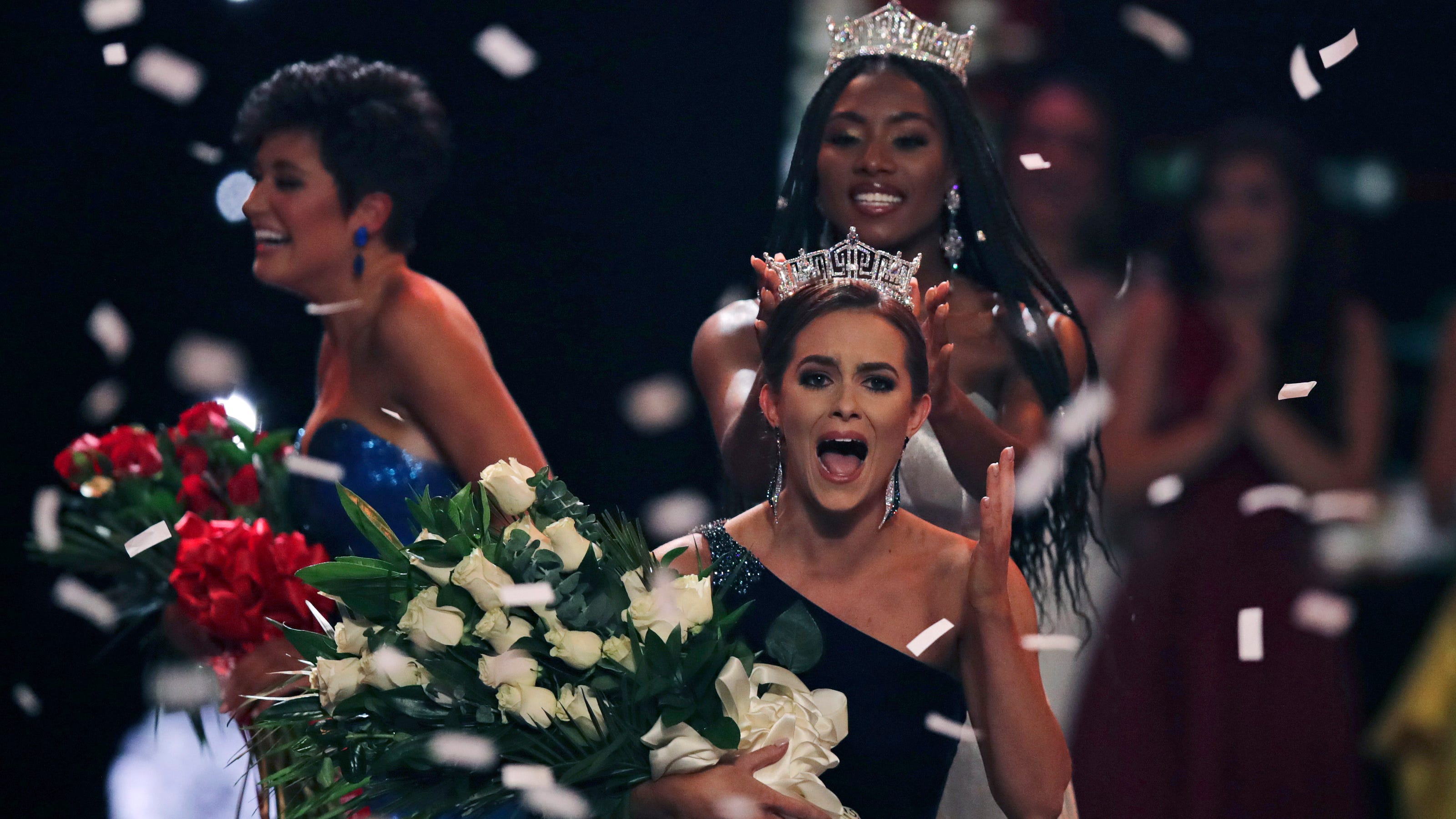 Miss America sets broadcast with live audience after virtual year