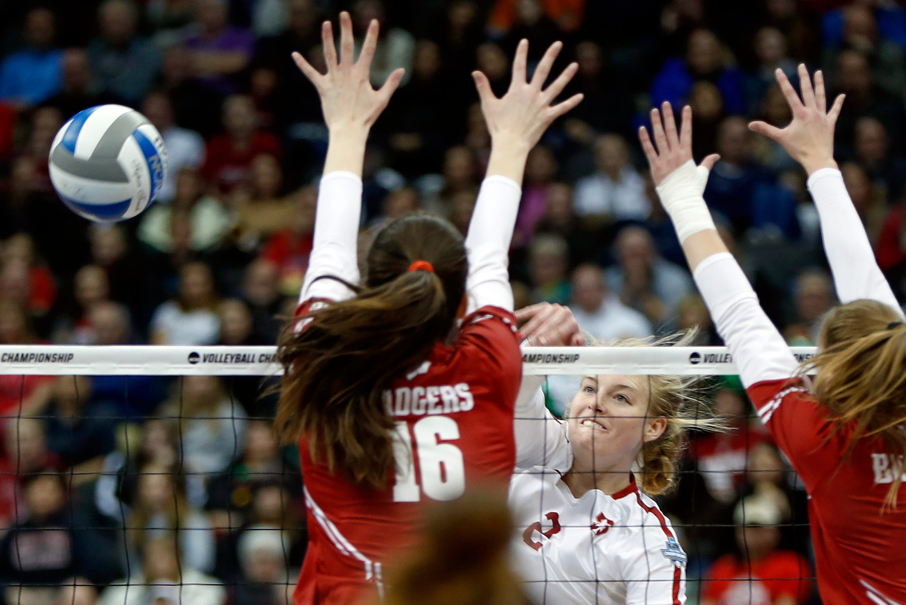 Wisconsin Swept By Stanford In Ncaa Volleyball Final