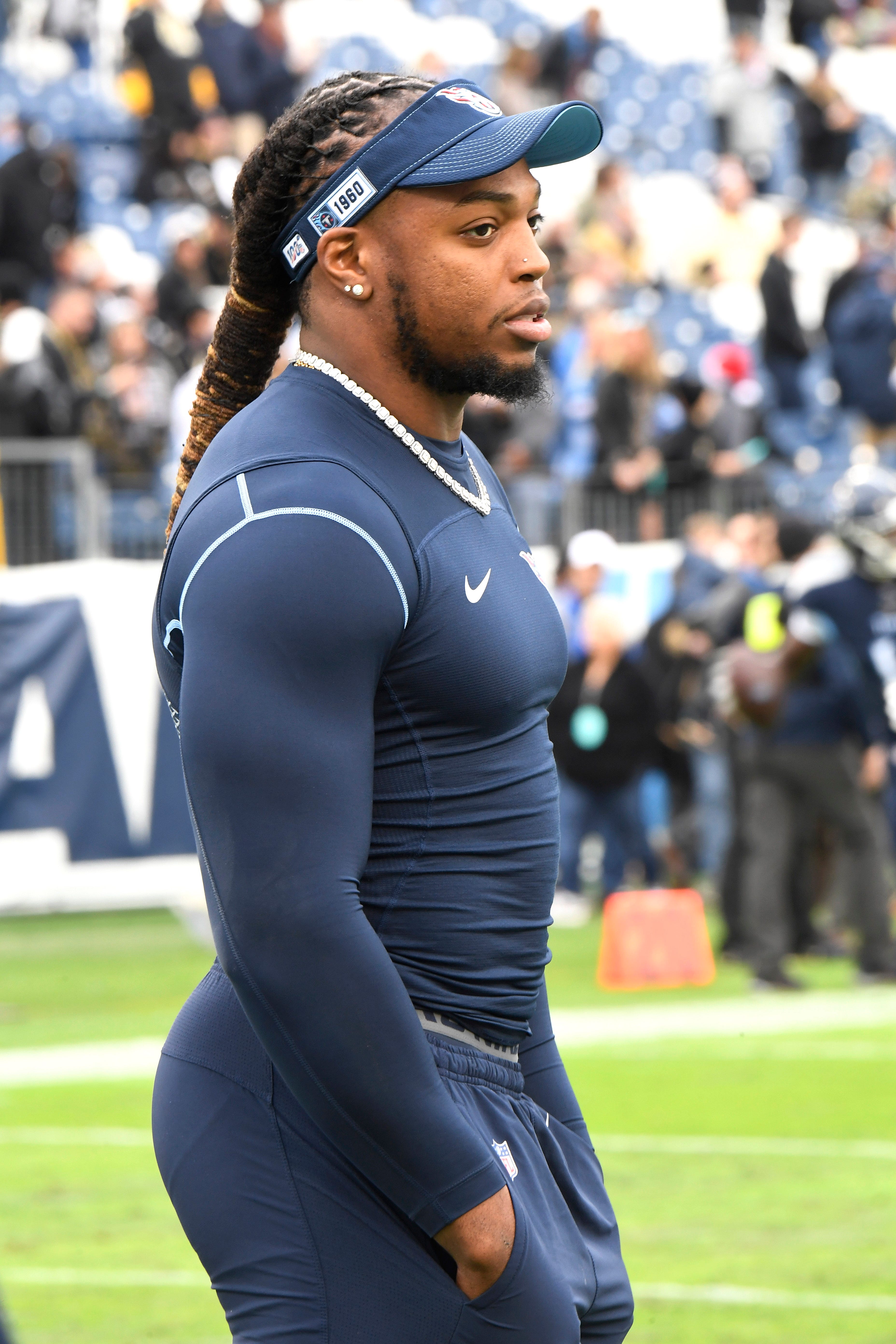 derrick henry shirt off