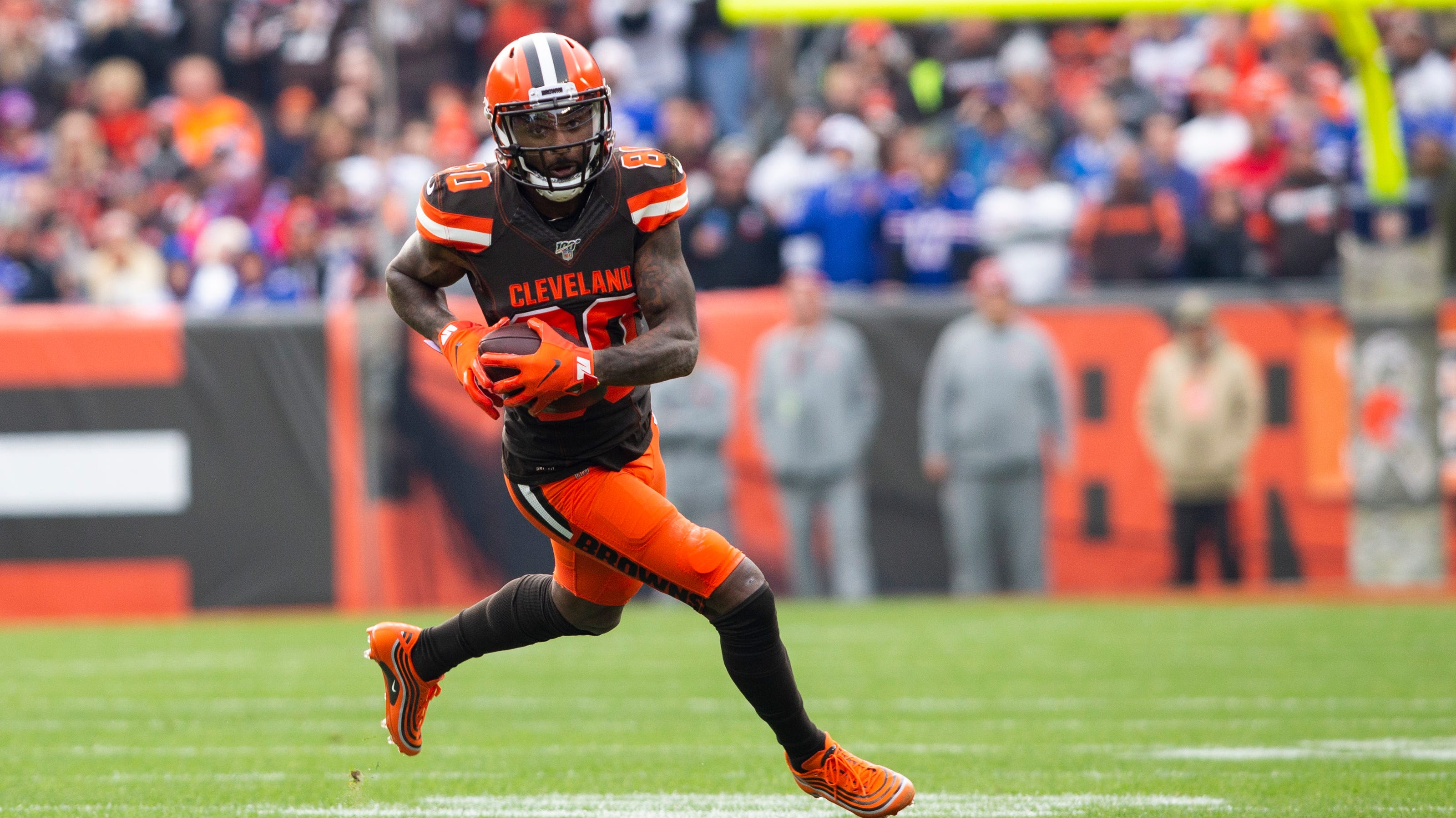 Cleveland Browns: Jarvis Landry played season with fractured vertebra