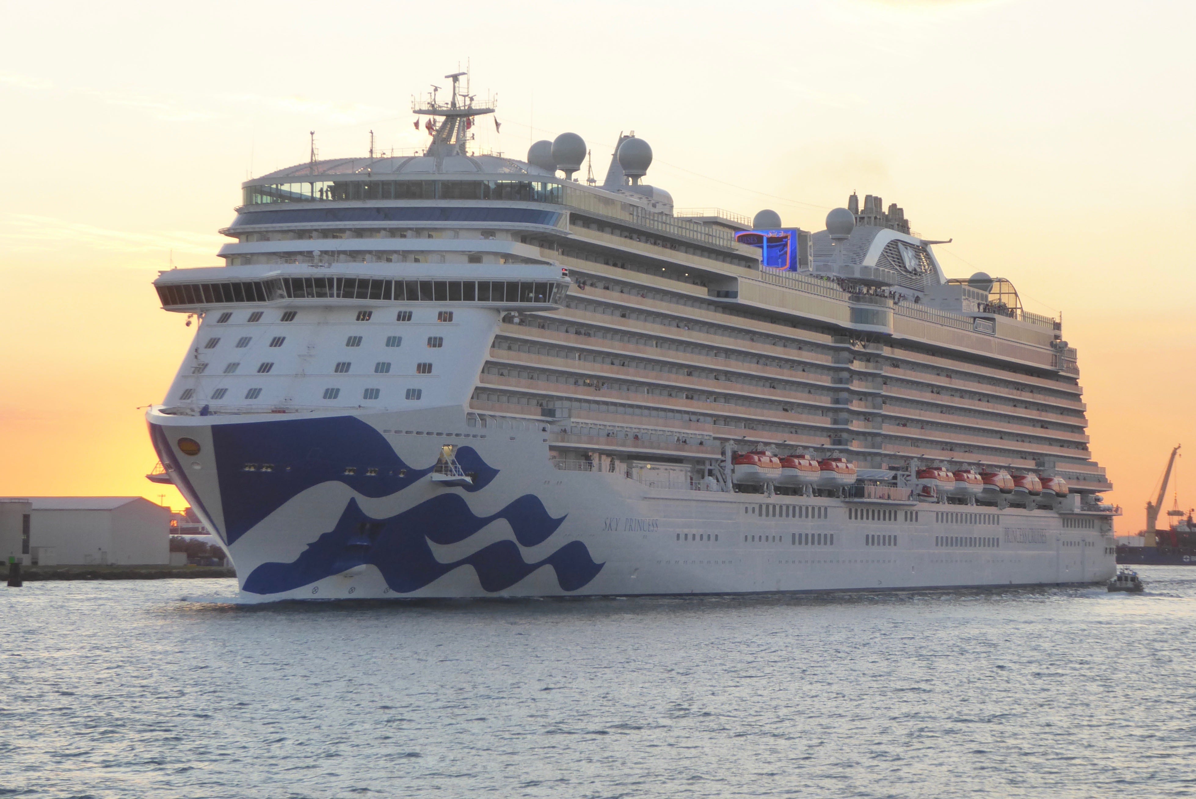 Cruises Tour Sky Princess, Princess Cruises' newest, biggest ship