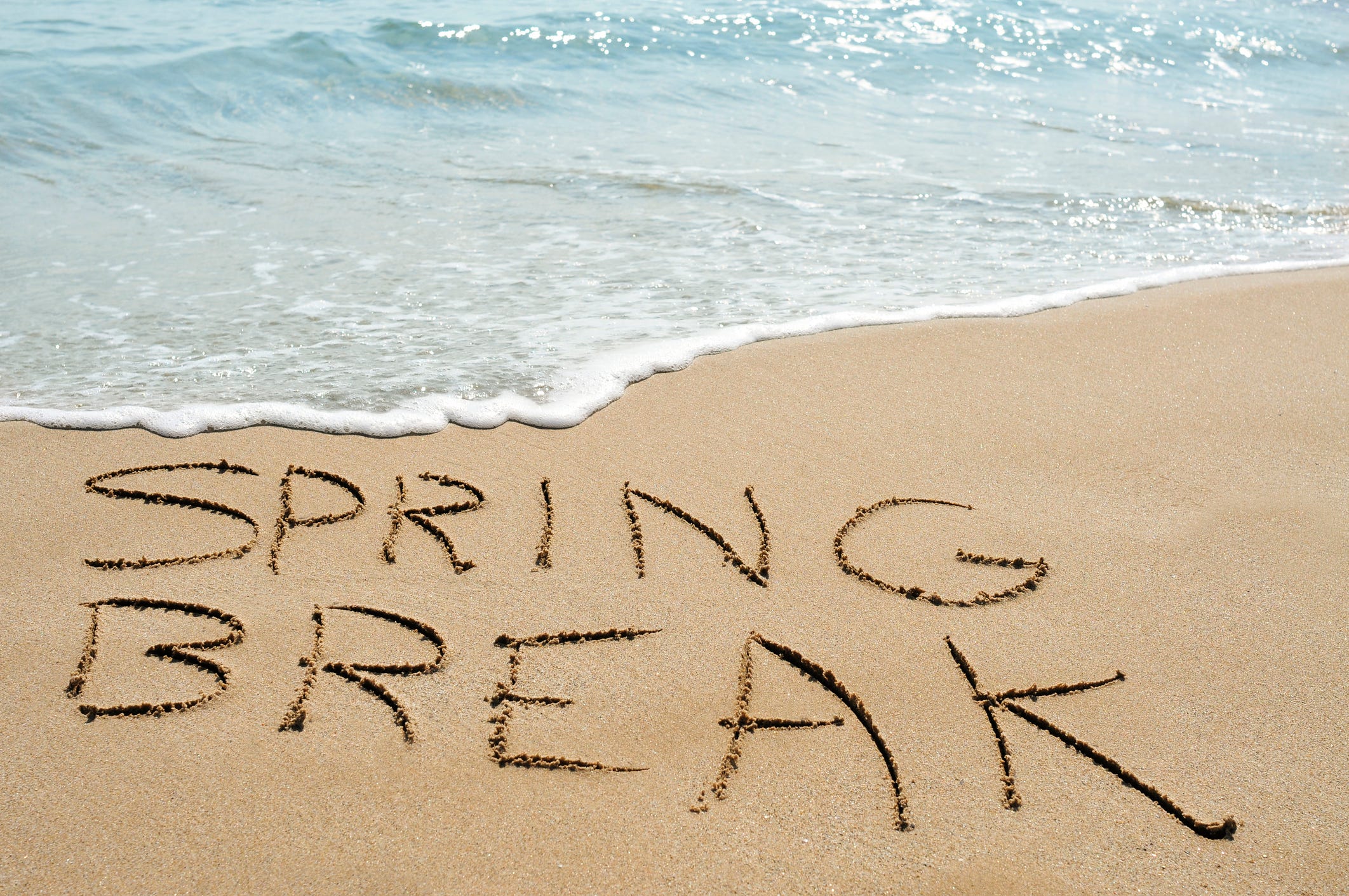 Cheap flights Here's how to book an inexpensive spring break trip