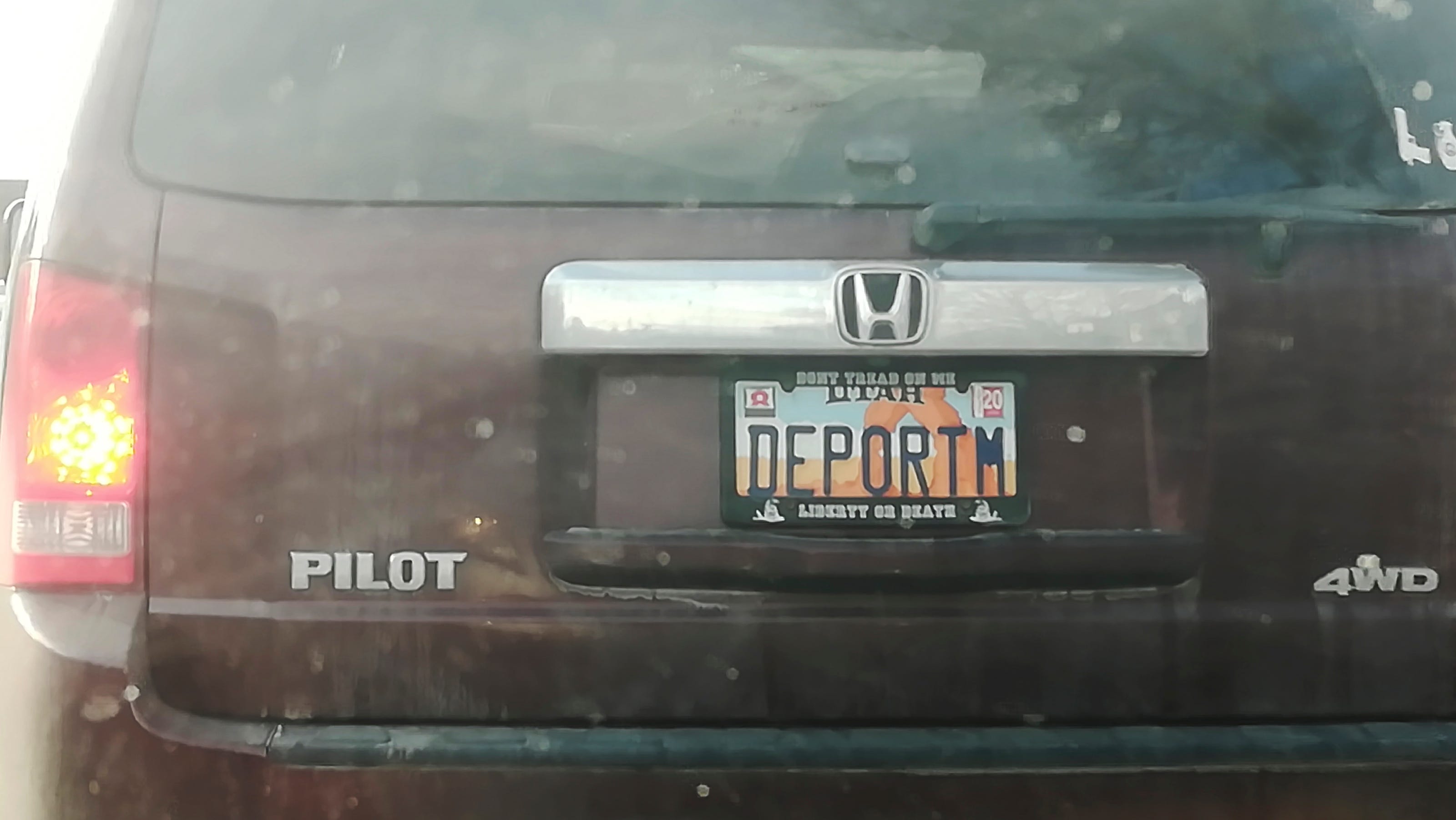 'DEPORTM' vanity license plate Utah OKed it, lawmakers question it
