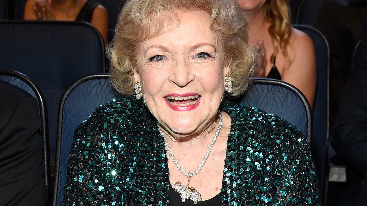 Betty White cause of death 'Golden Girls' star suffered a
