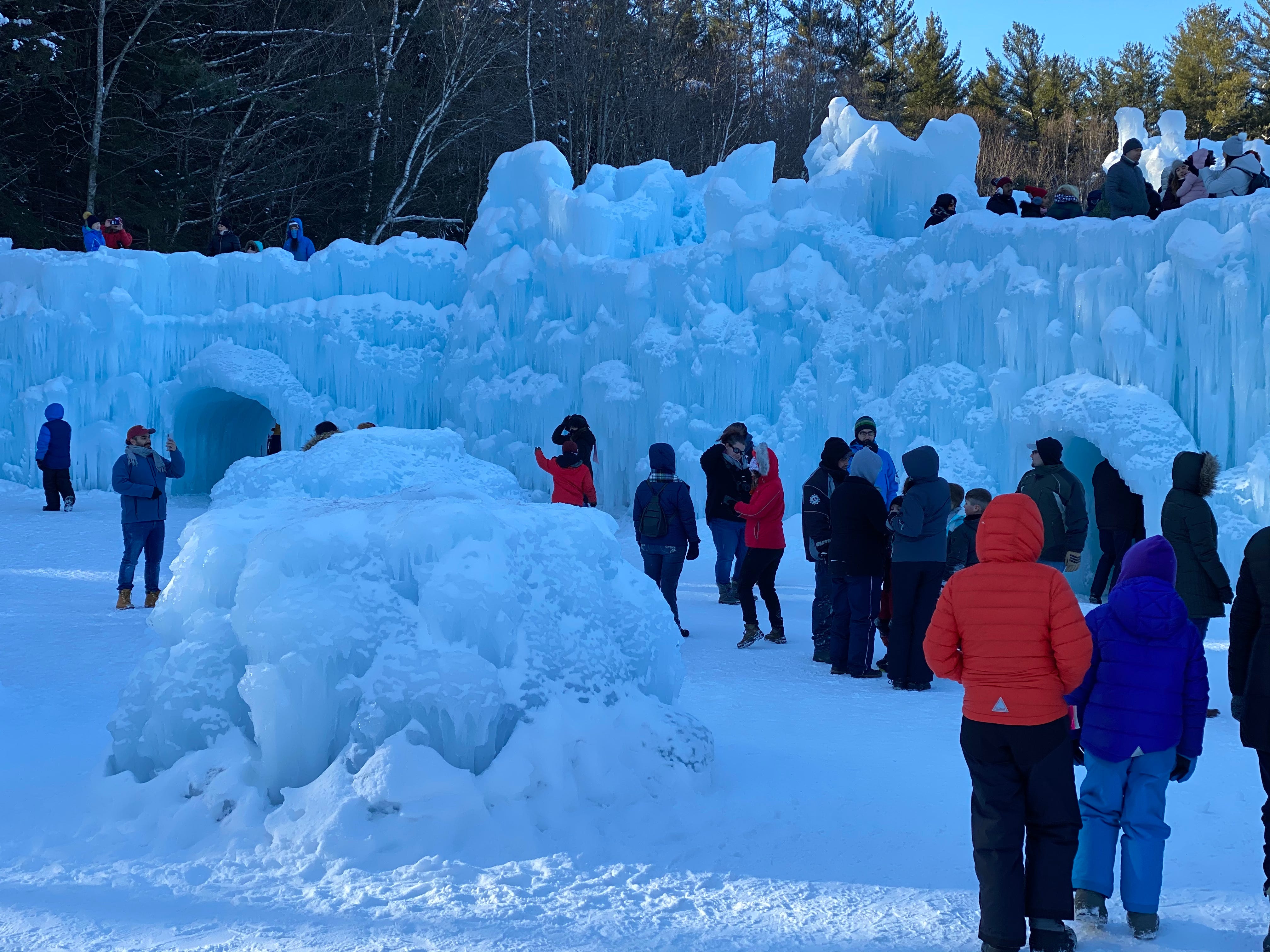 Ice Castles New Hampshire Is Open Here S What To Know Before Going   09fe9808 5f96 47ba 8c8c 328453068dc9 NH Ice Castle Entrance 