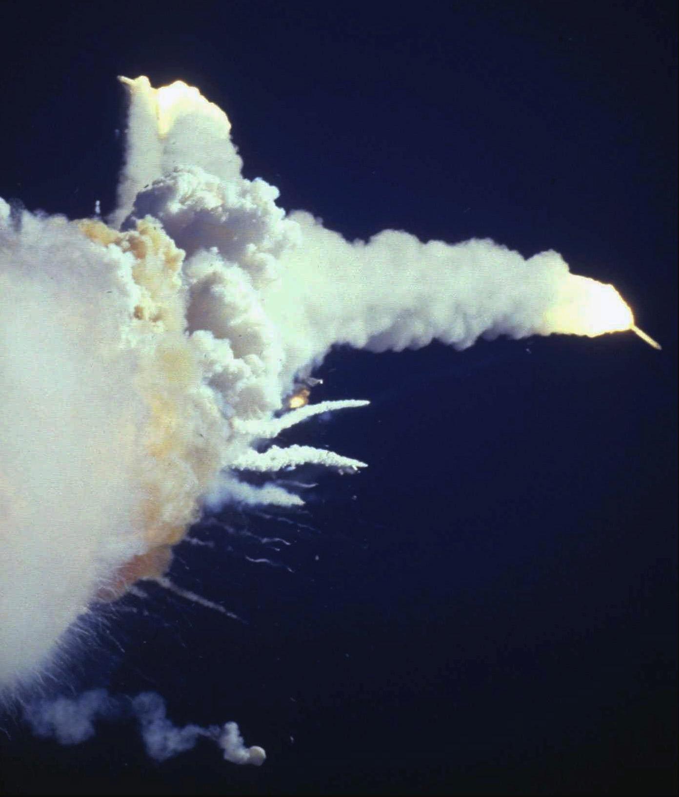 video of space shuttle challenger explosion