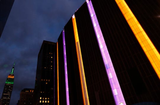 Mourning The Loss Of Kobe Bryant Sadness At Madison Square