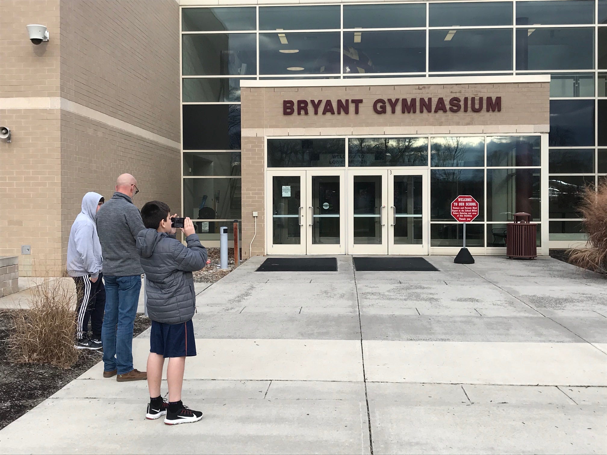 Kobe Bryant Fans Mourn At His Alma Mater, Lower Merion High School