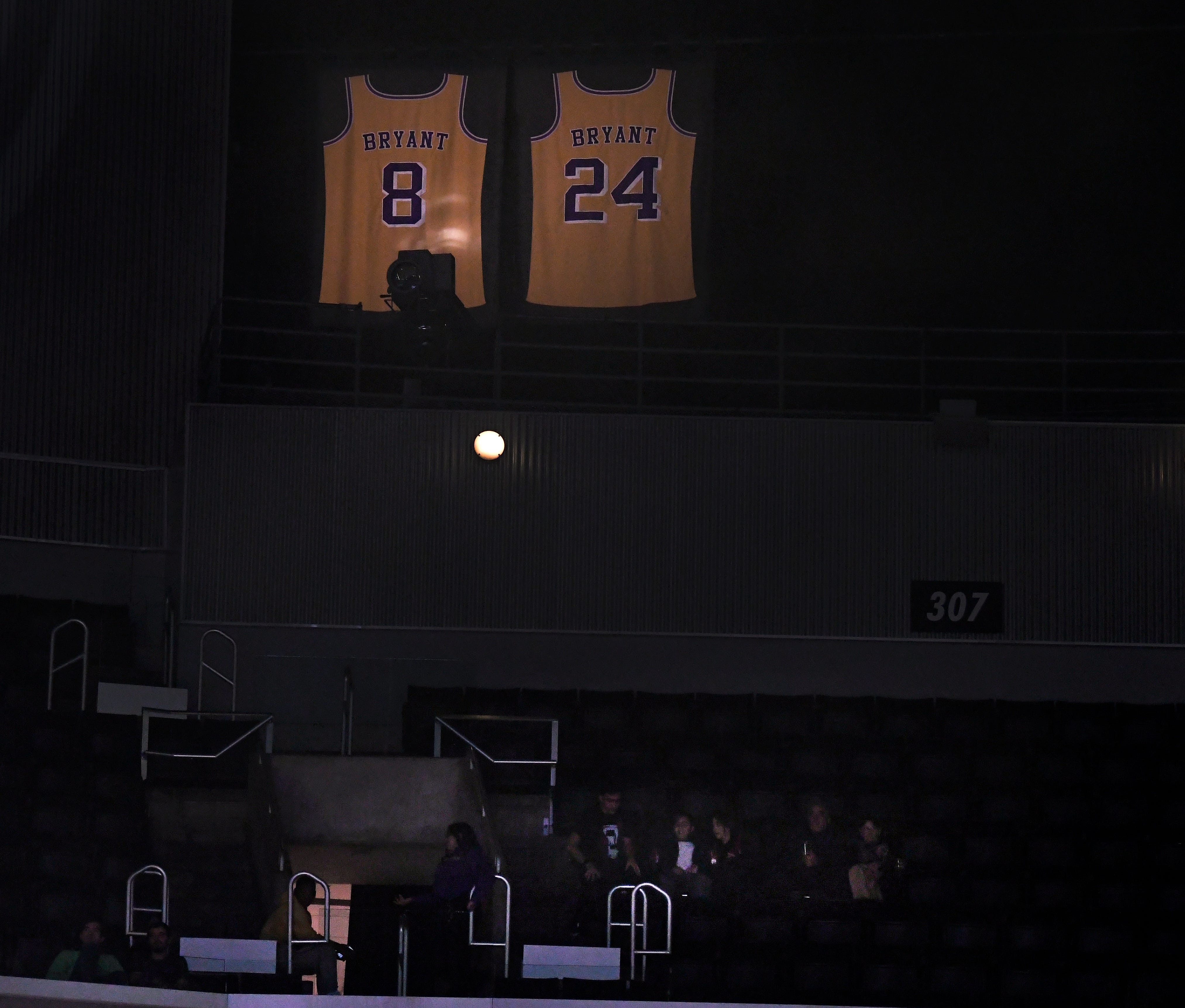 retired clippers jerseys