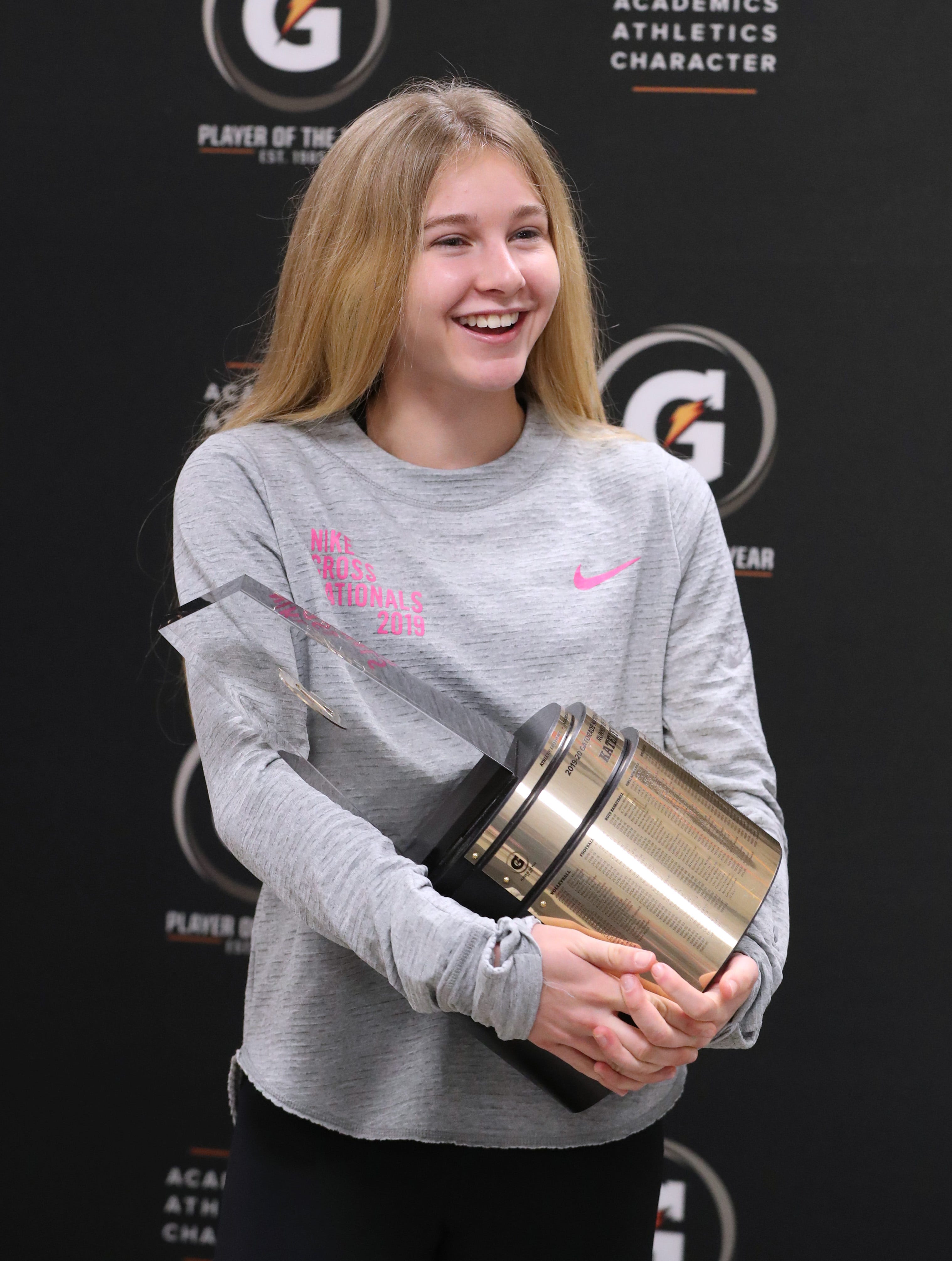 Katelyn Tuohy Wins Gatorade Runner Of The Year Award