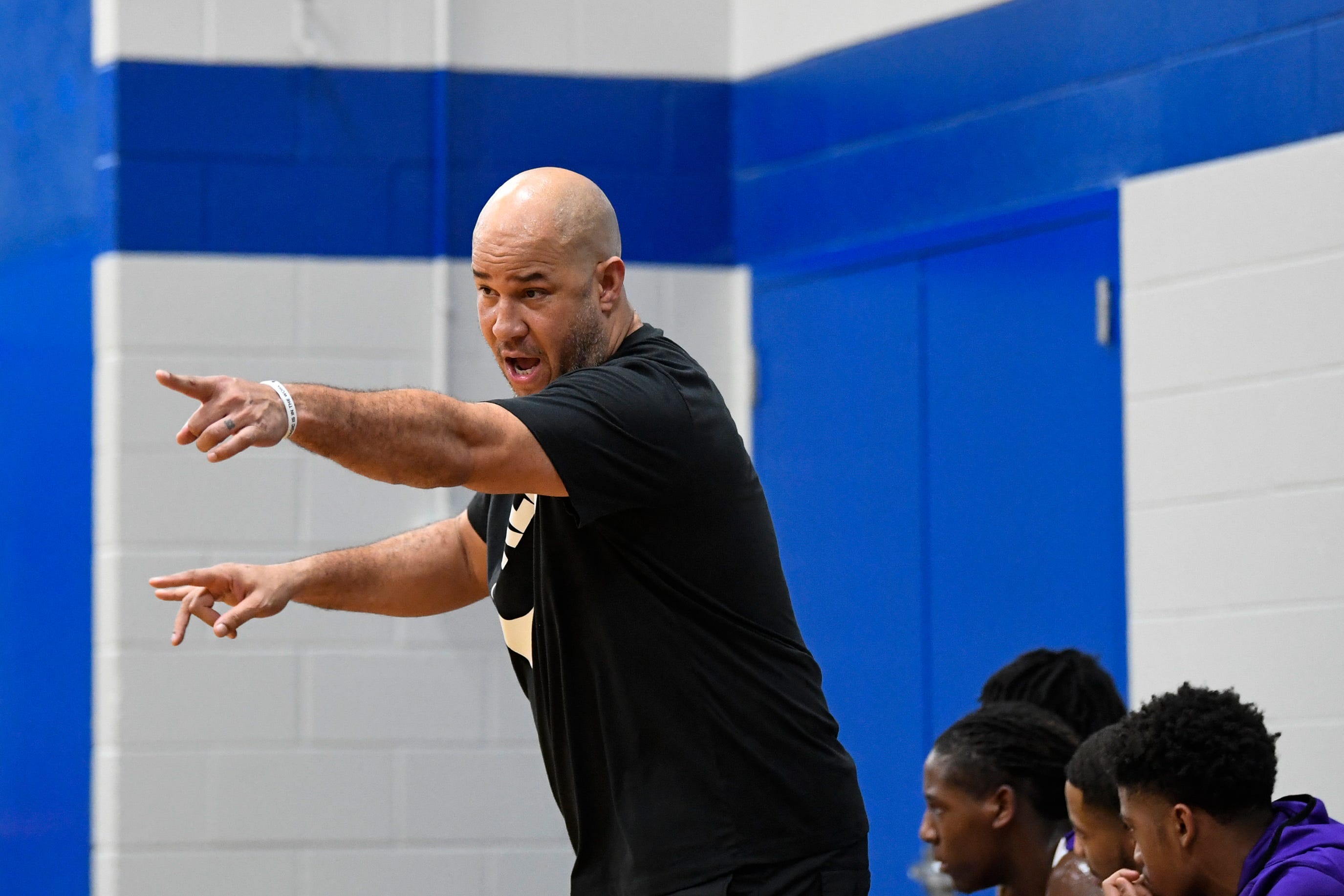 Rick Brunson decides to stay as Camden basketball coach