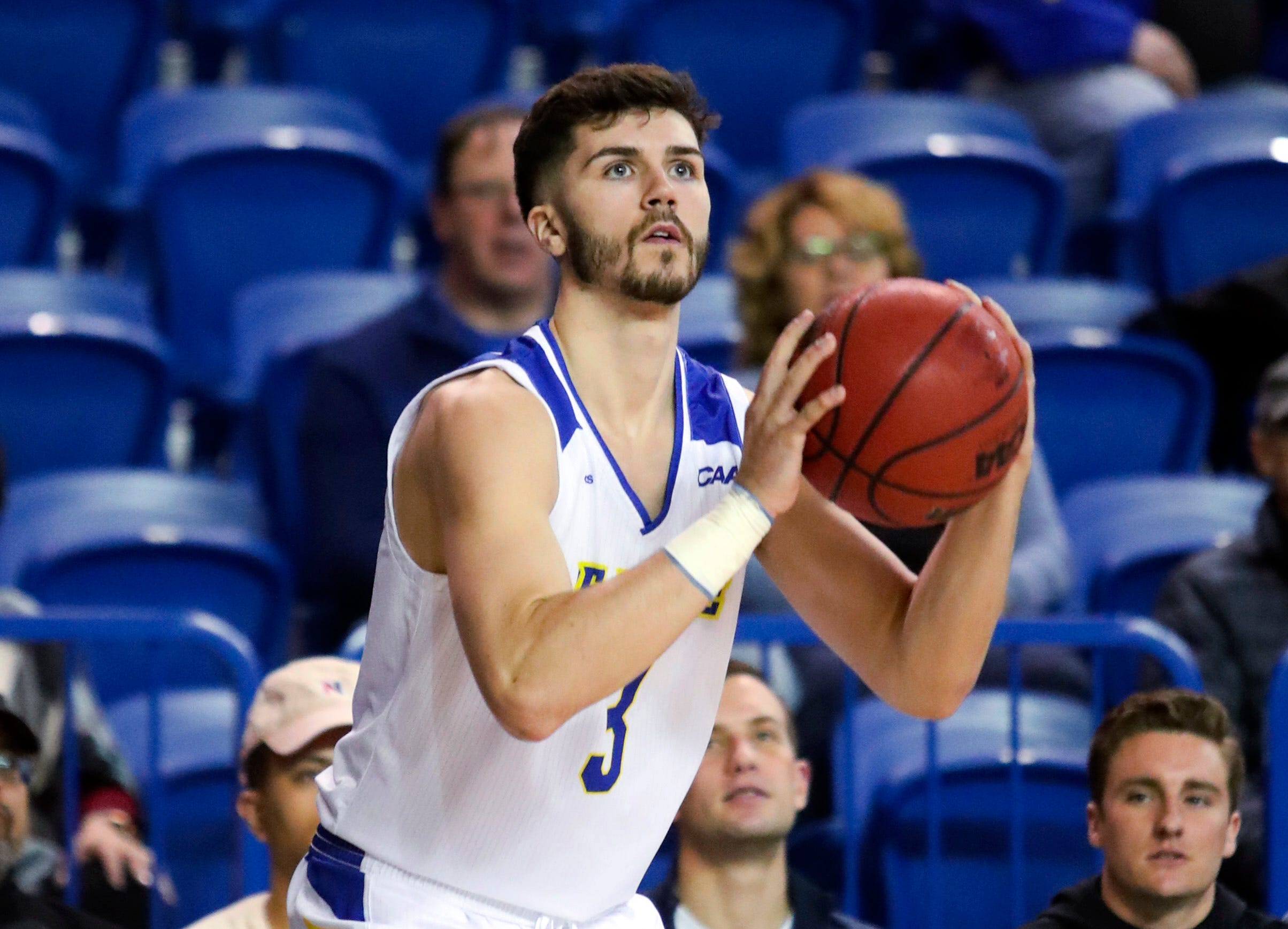 Delaware Blue Hens basketball schedule has a unique look