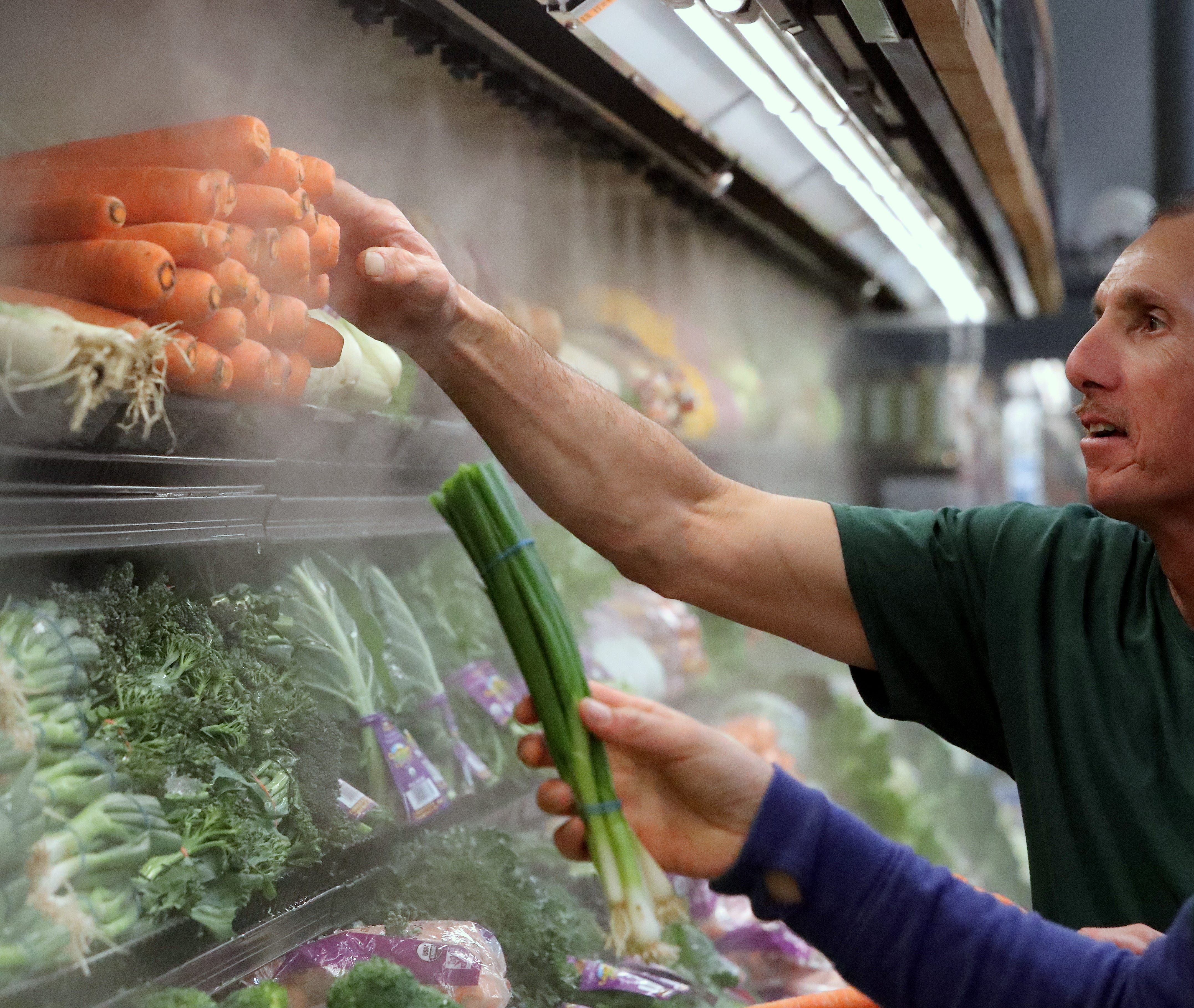 Grocery Stores Open On Christmas Eve, Day In Stockton Area