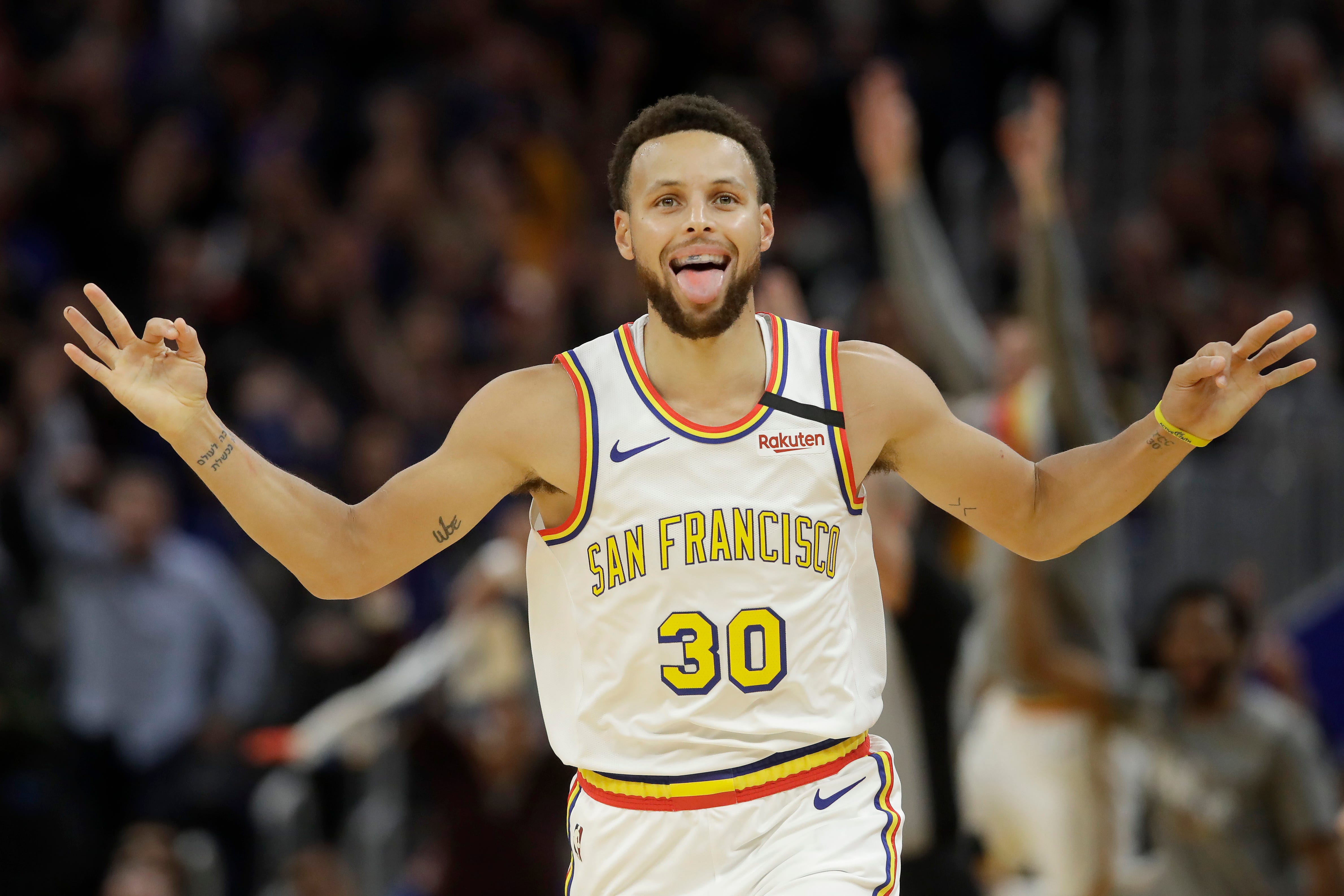 Steph Curry returns from injury in 