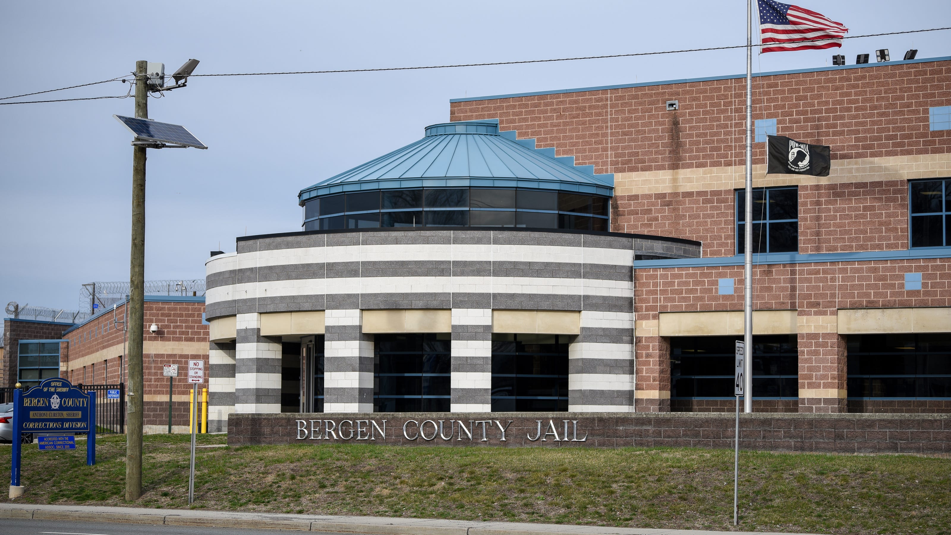 Bergen County Jail: Attorneys want release of inmates over broken AC