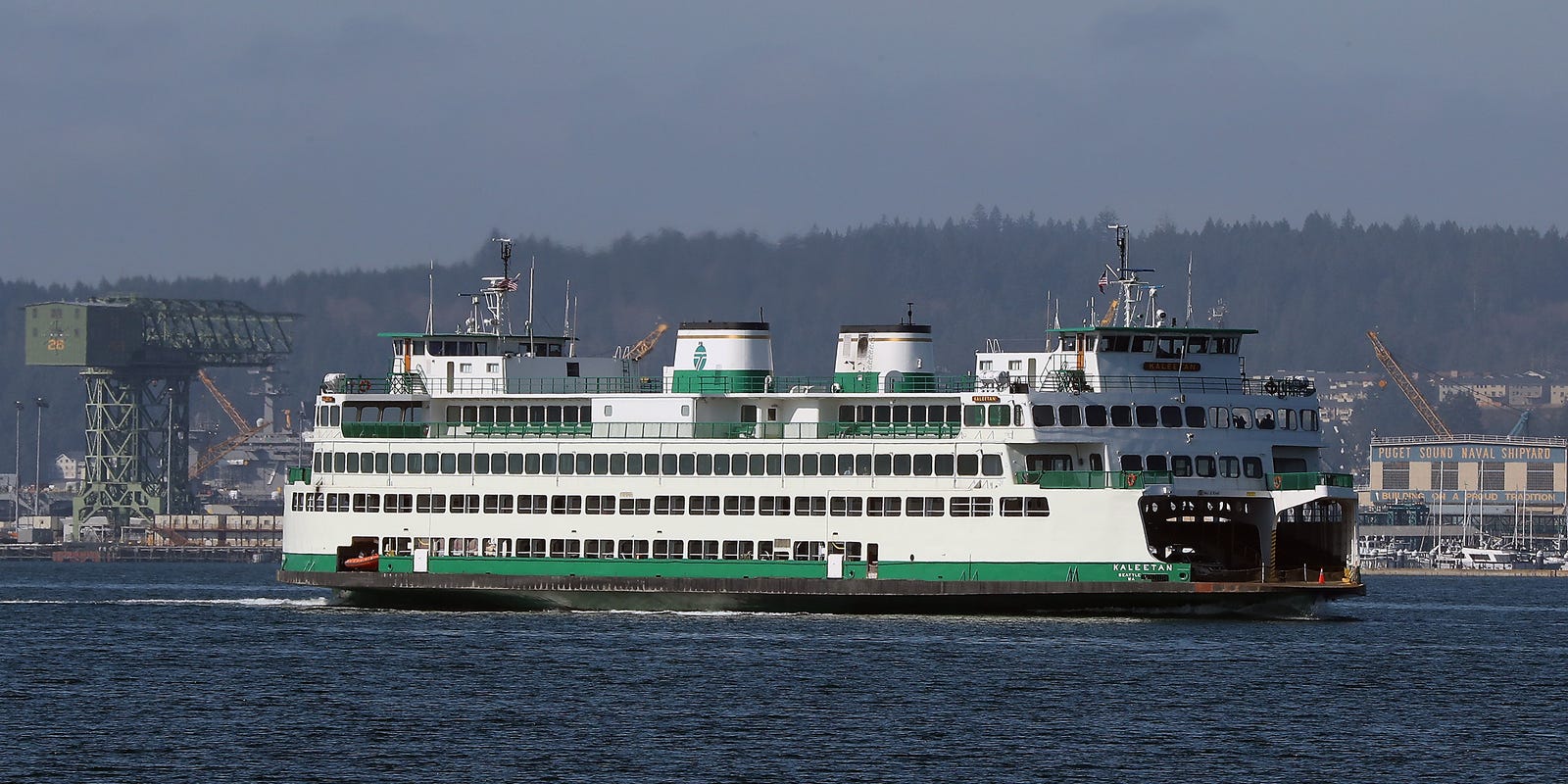 Washington State Ferries Seattle terminal employee with COVID19 dies