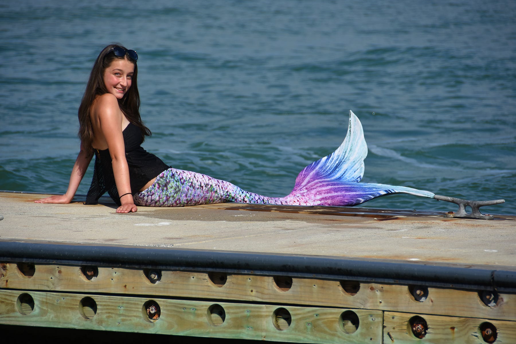 The ‘little mermaid’: Teen dons fish tail to spread joy