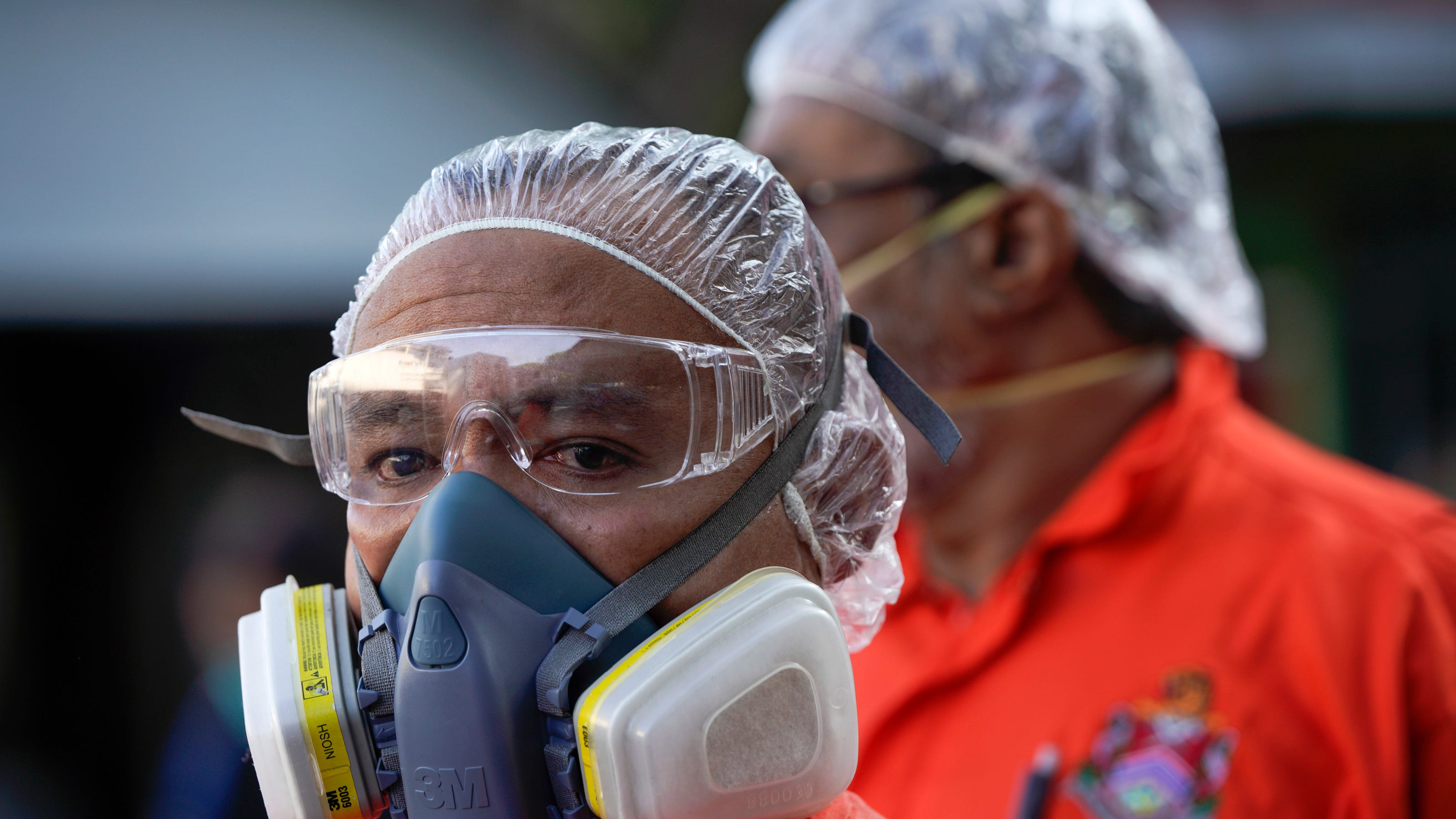 Coronavirus: U.S. stocked N95 face masks instead of reusable respirators