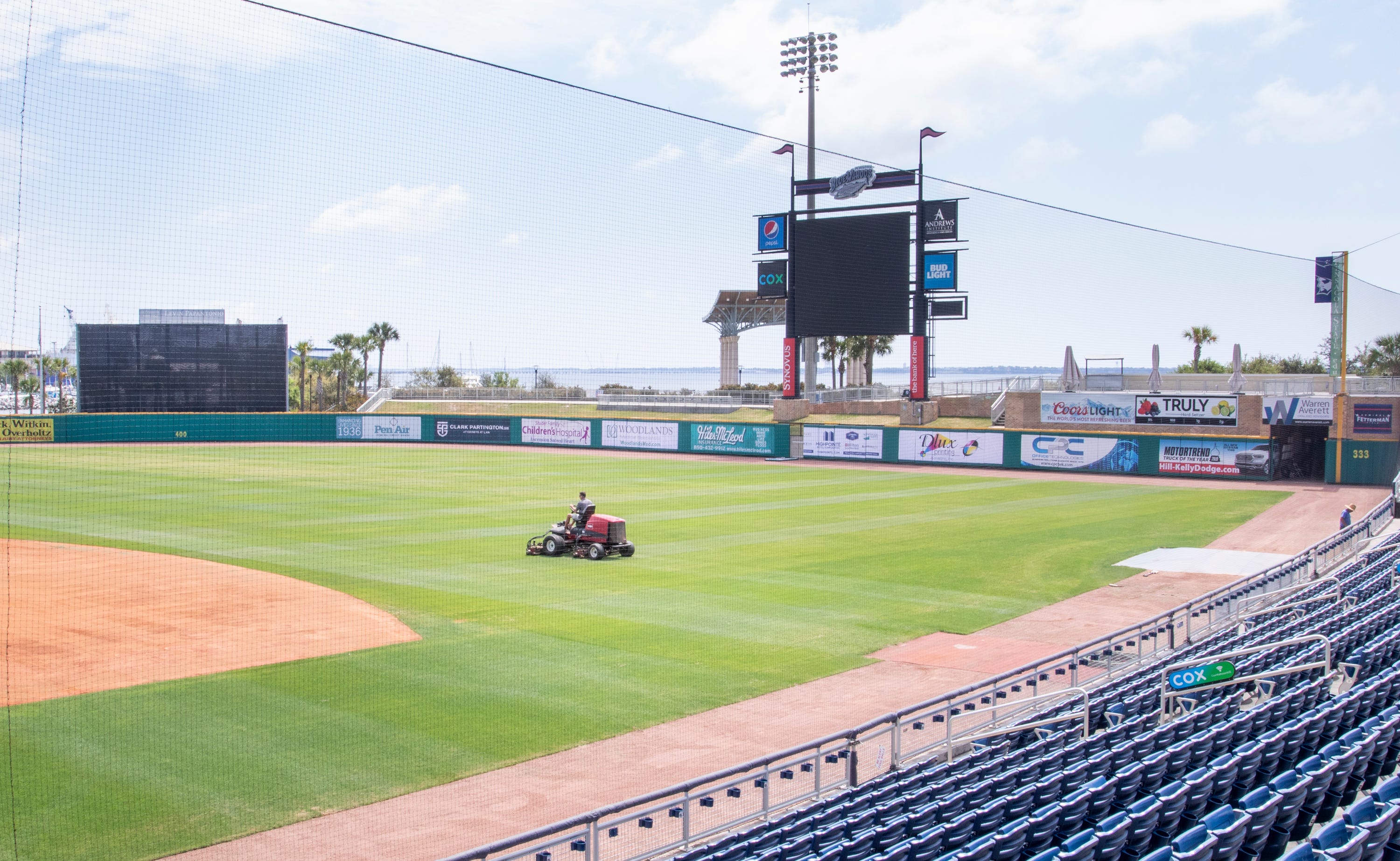 Blue Wahoos Kazoo Airplane Unveiled 