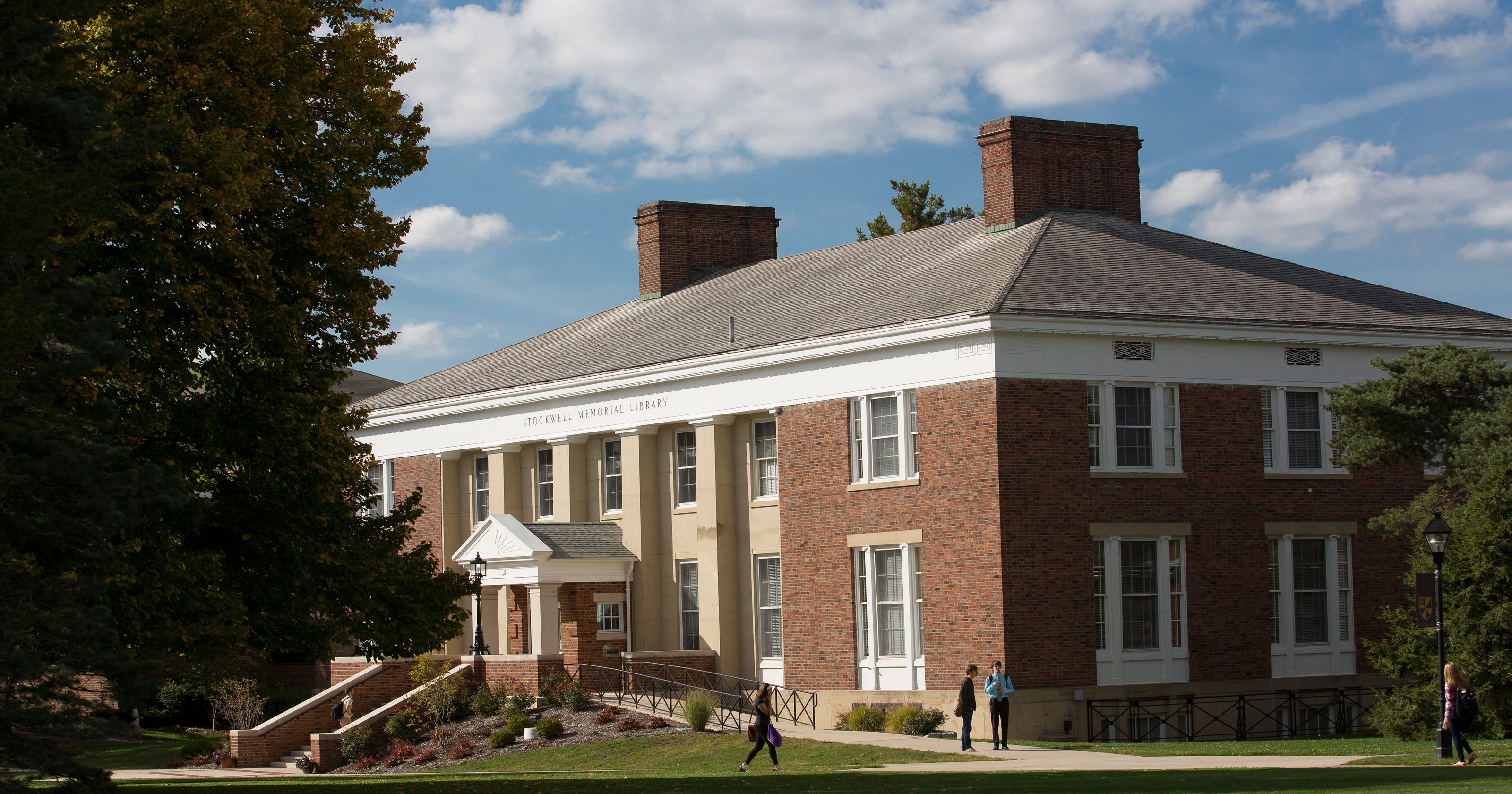 Albion College offering scholarships amid COVID19