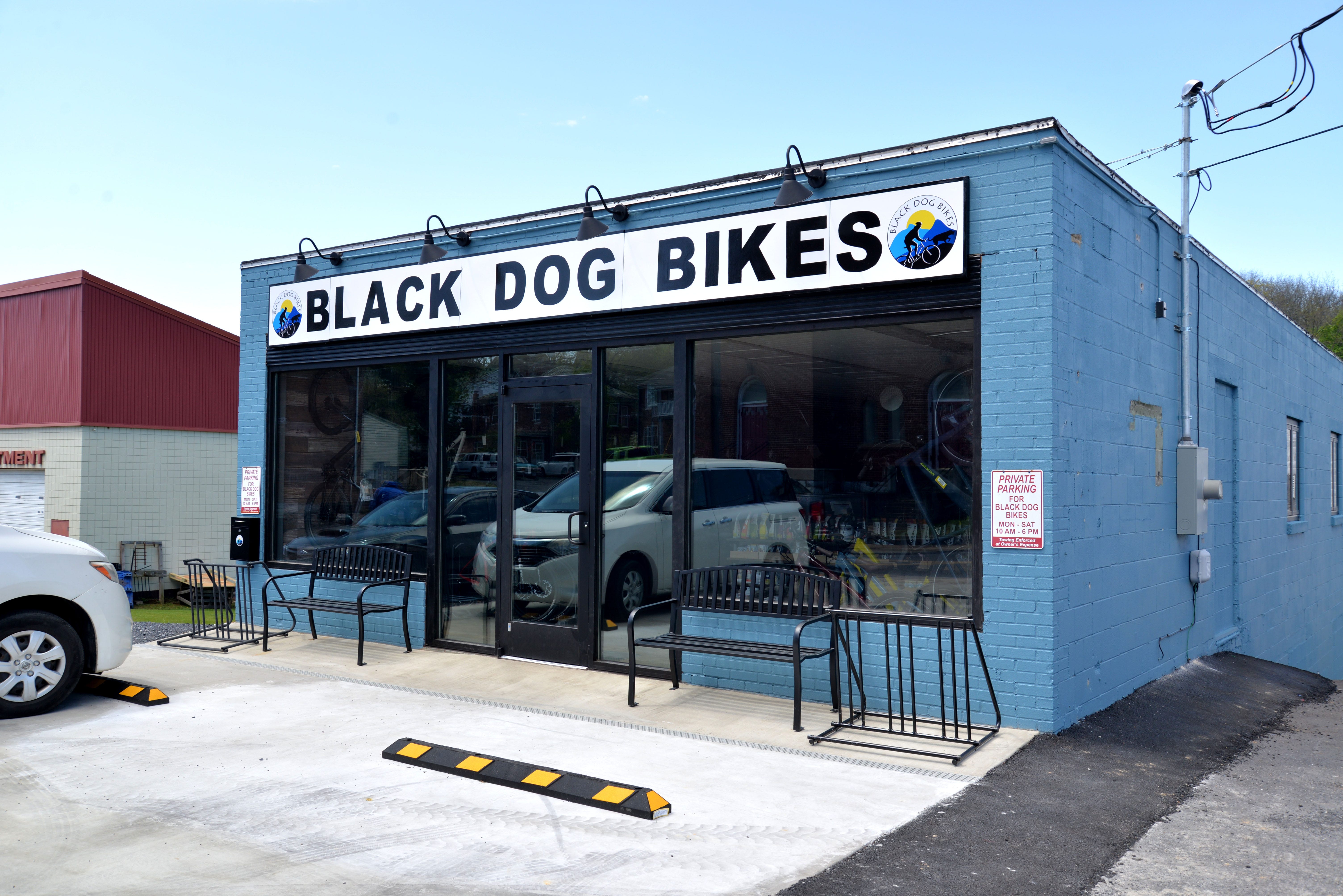 blue dog bikes