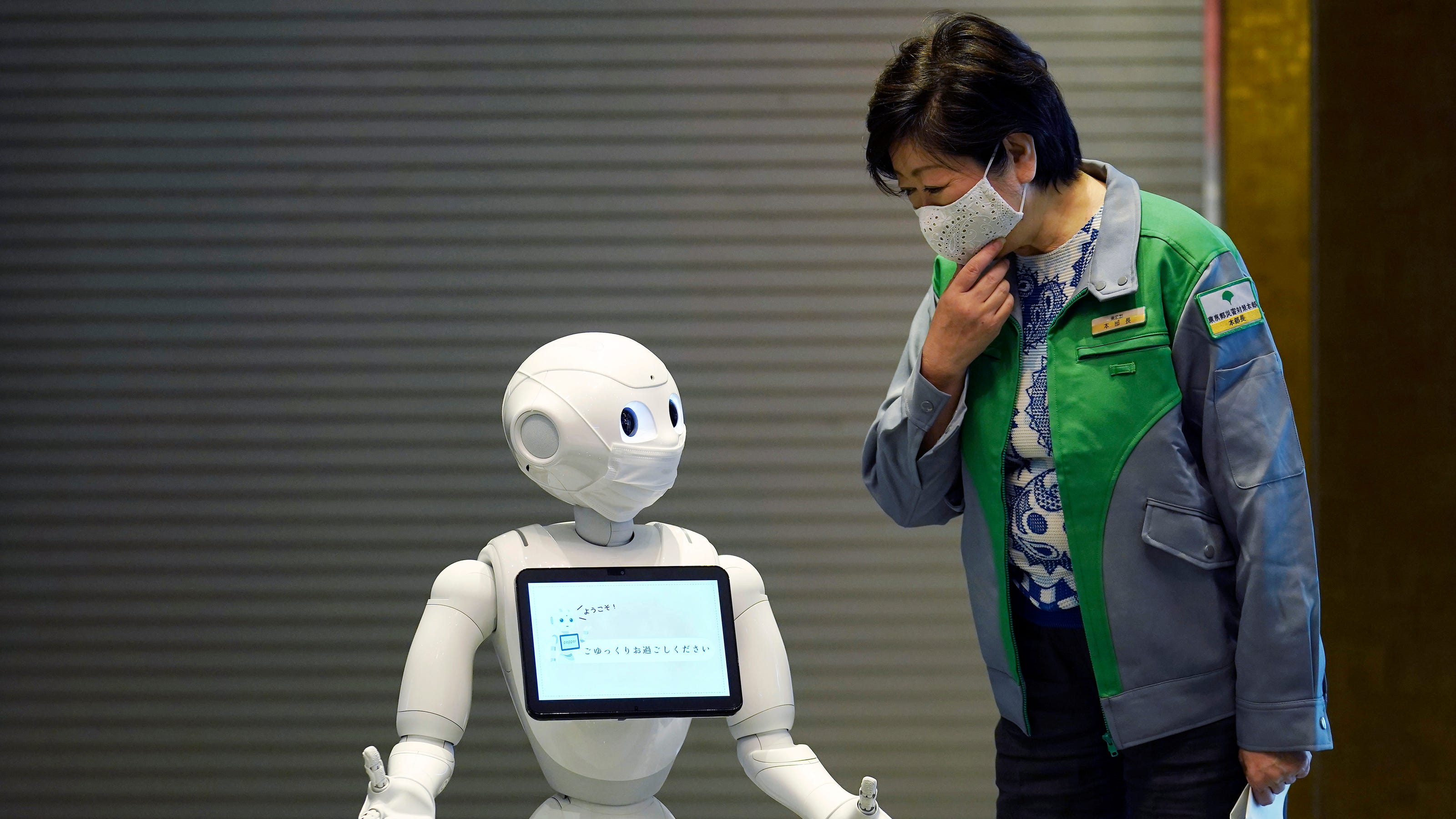 dat is alles Liever Embryo Coronavirus hotel robots: Japan debuts tech for overflow patients