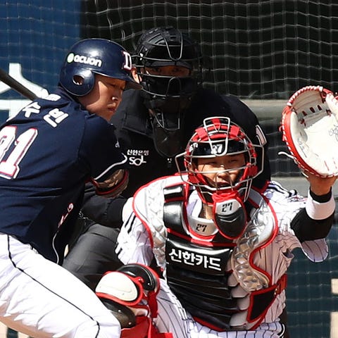 Chung Soo-bin of Doosan Bears bats during a presea