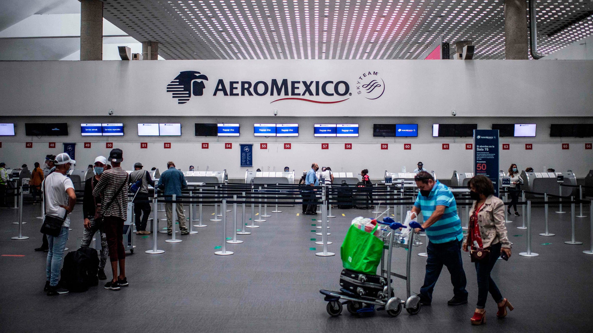 Mexican airports stopping people in transit to the US to seek asylum