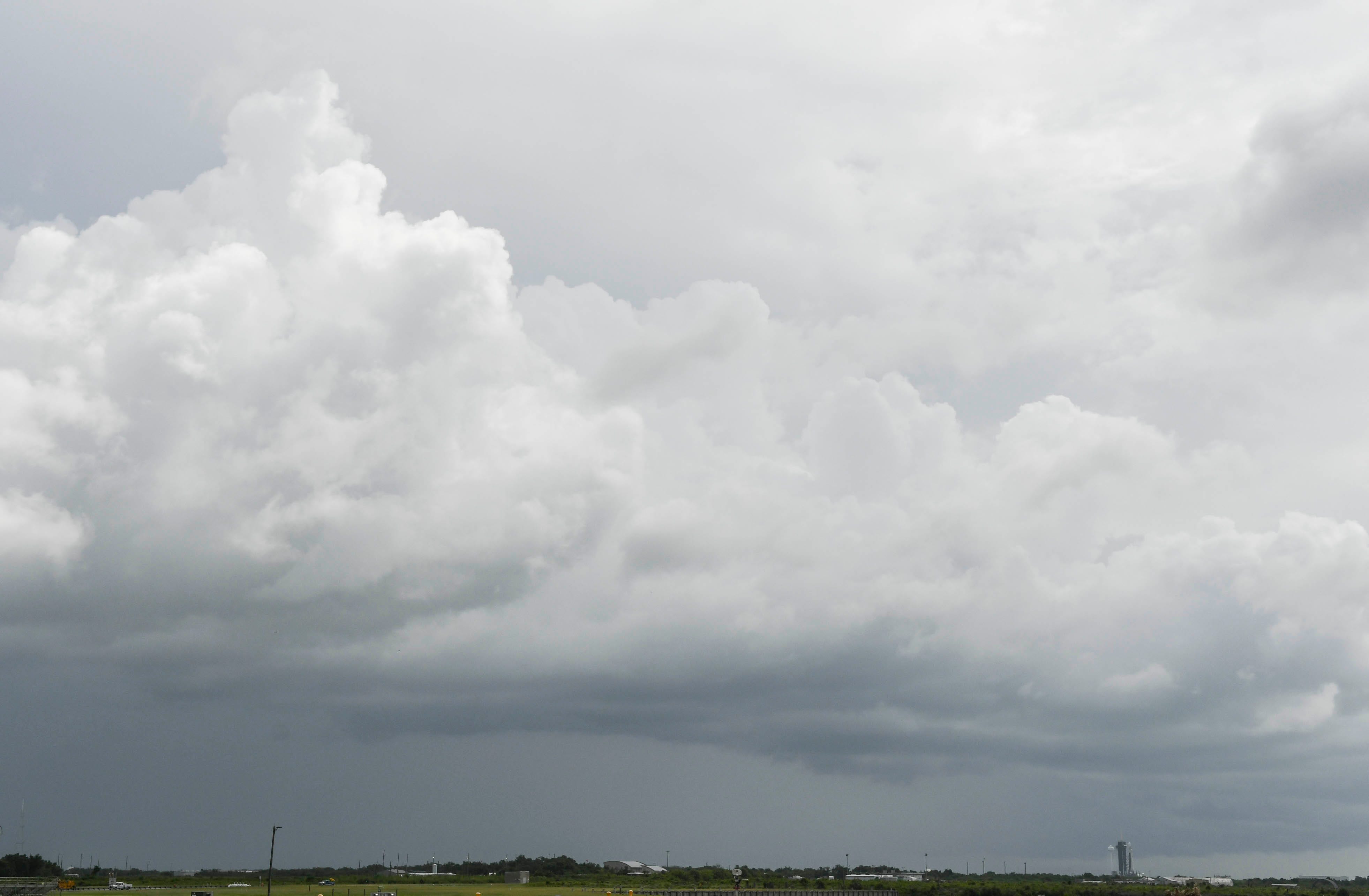 Weather Forces SpaceX To Scrub Starlink Launch From Kennedy Space Center