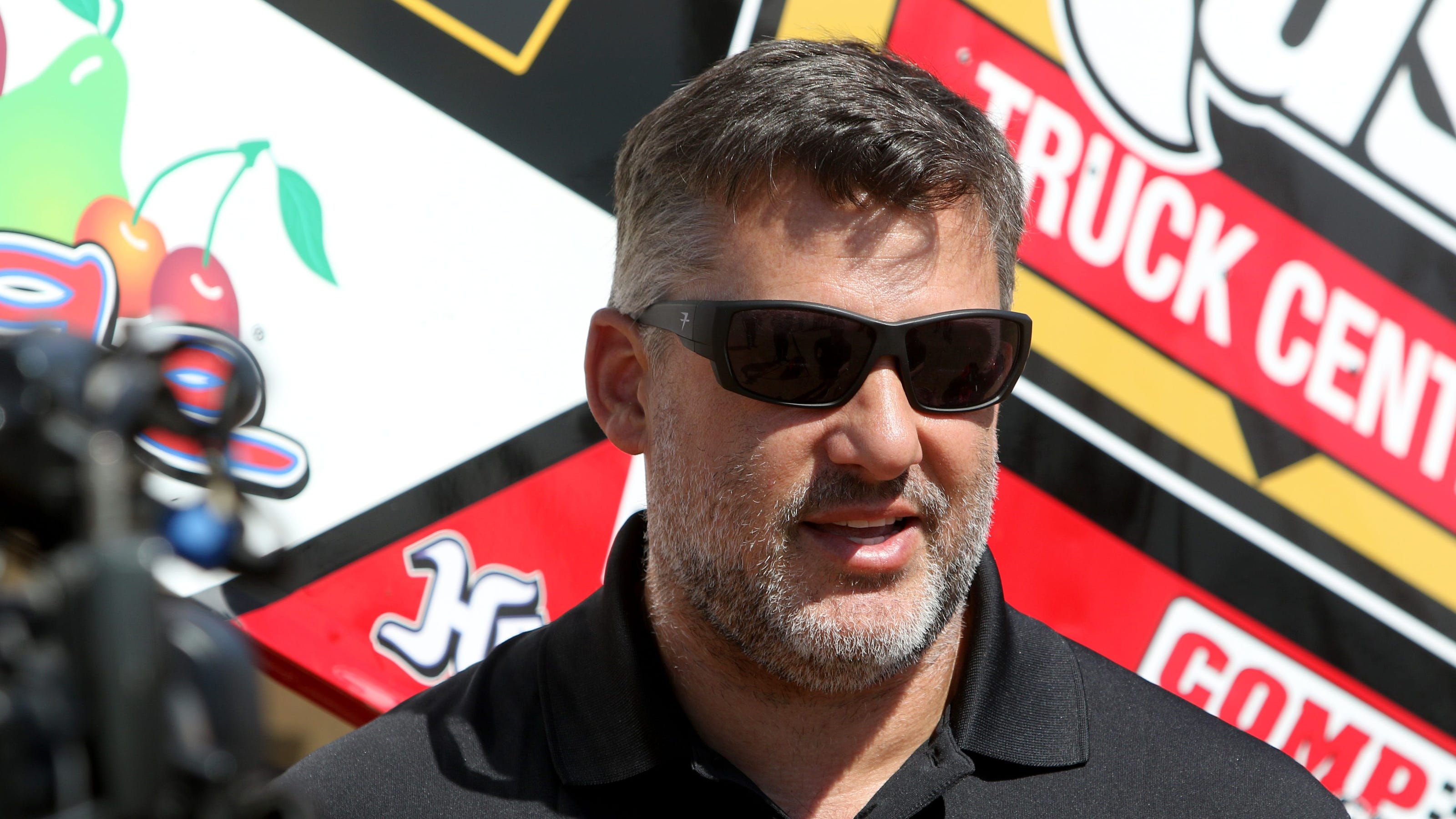 Tony Stewart launches Superstar Racing Experience for short tracks