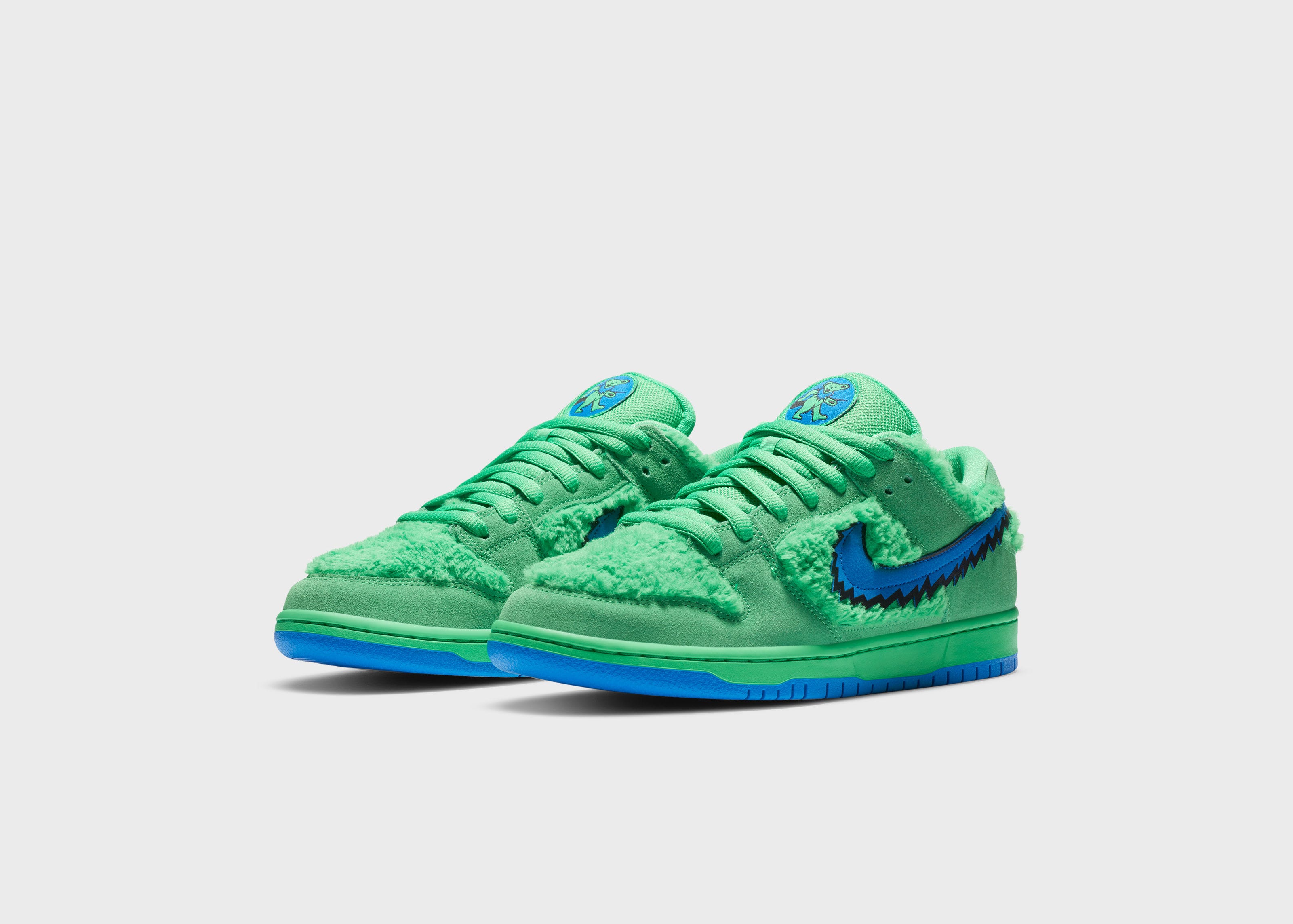 nike blue green shoes