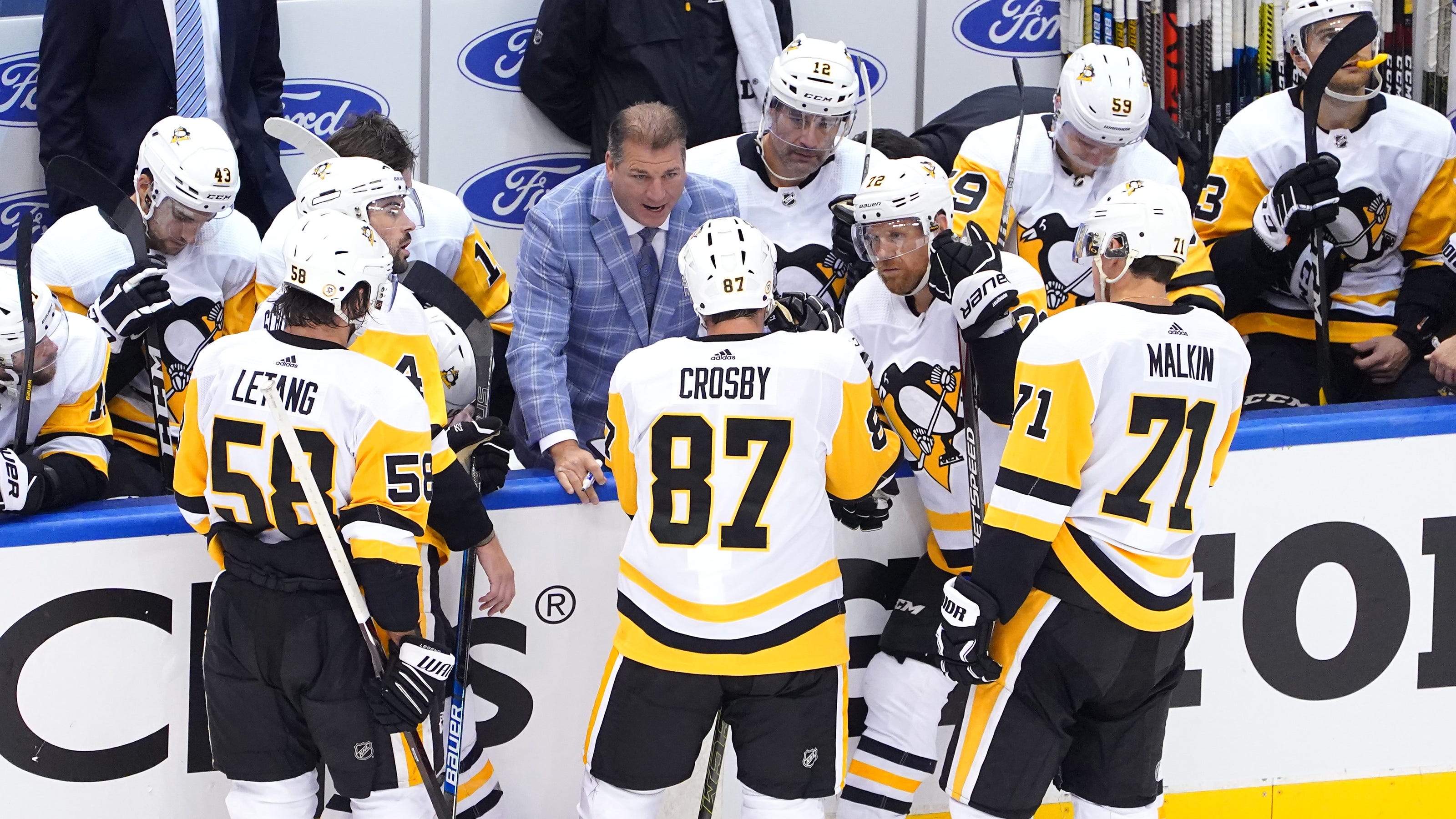 NHL playoffs: Penguins fire three assistant coaches