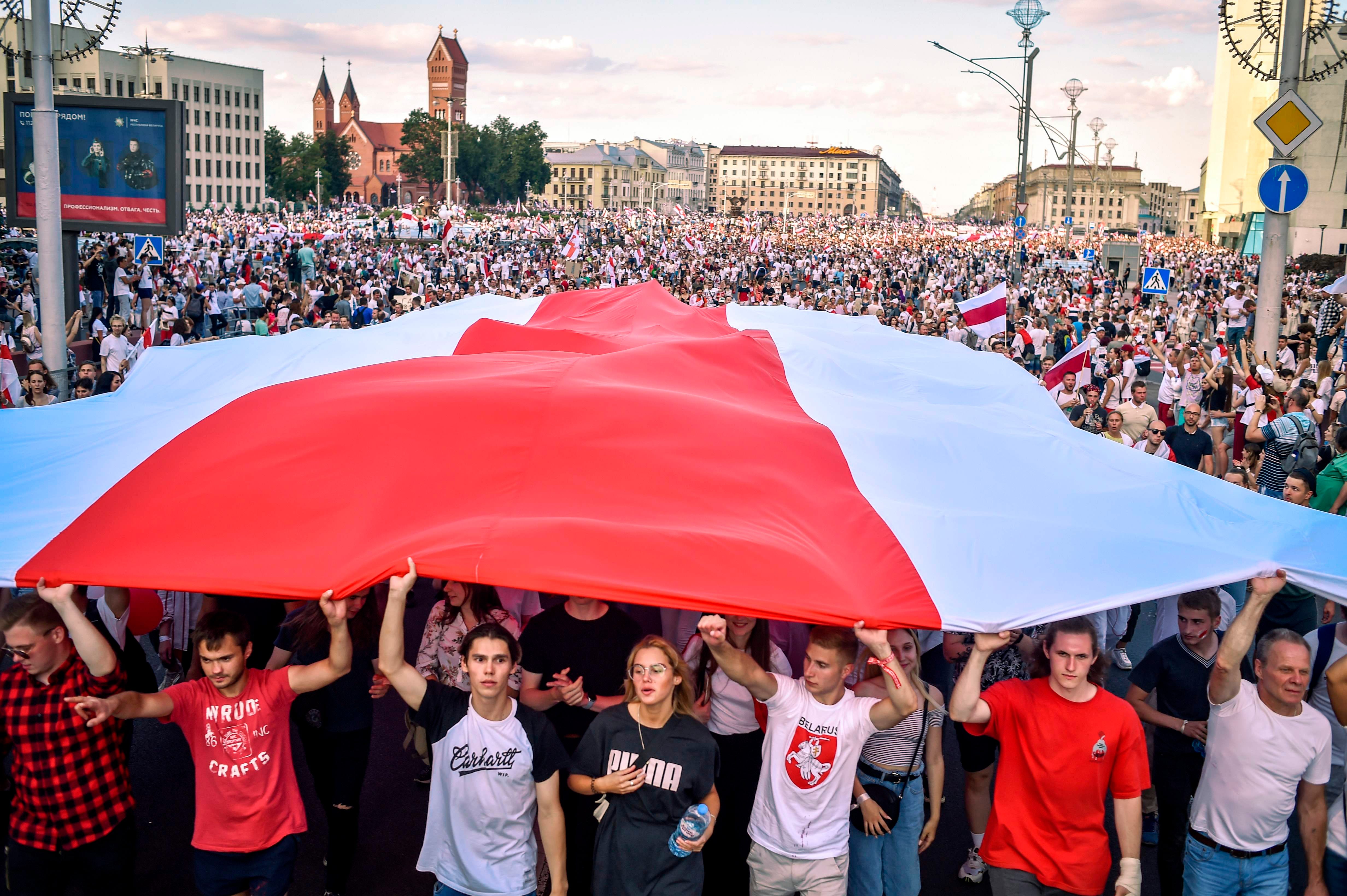 belarus political situation        
        <figure class=