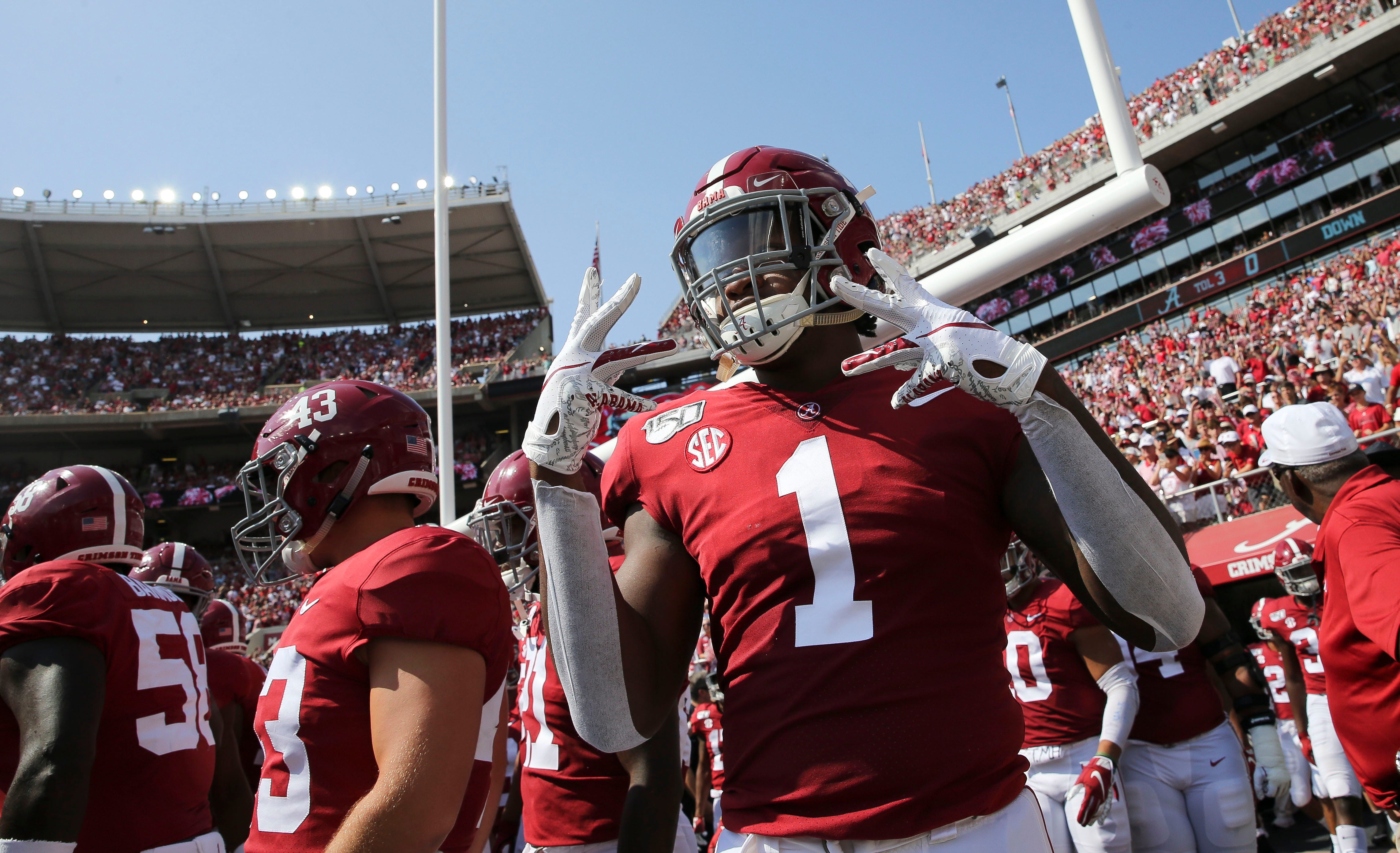 Former Alabama Football 5-star Linebacker Announces Transfer To Texas