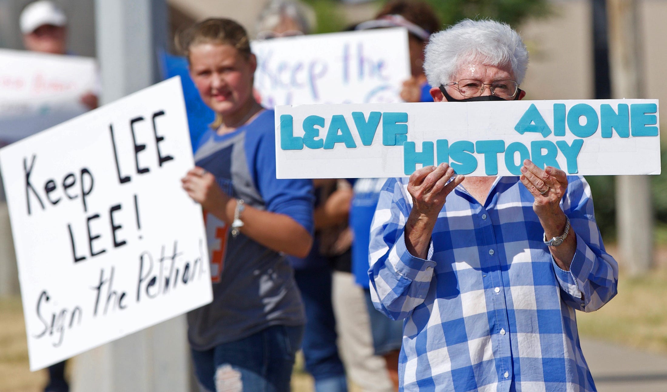 Resistance to changing the name of San Angelo's Lee Middle School continues