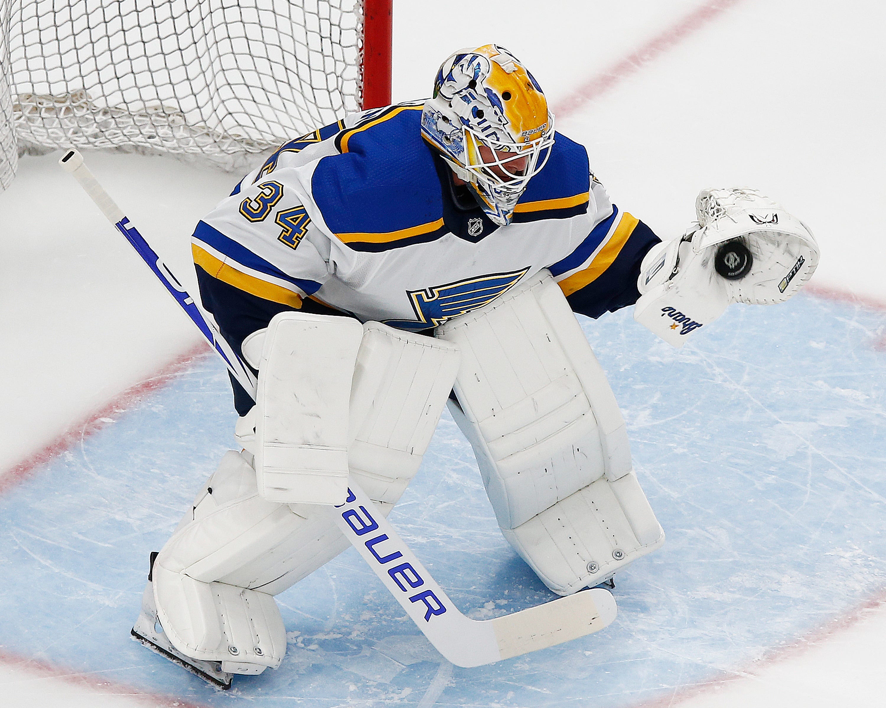 St. Louis Blues trade goalie Jake Allen to Montreal Canadiens