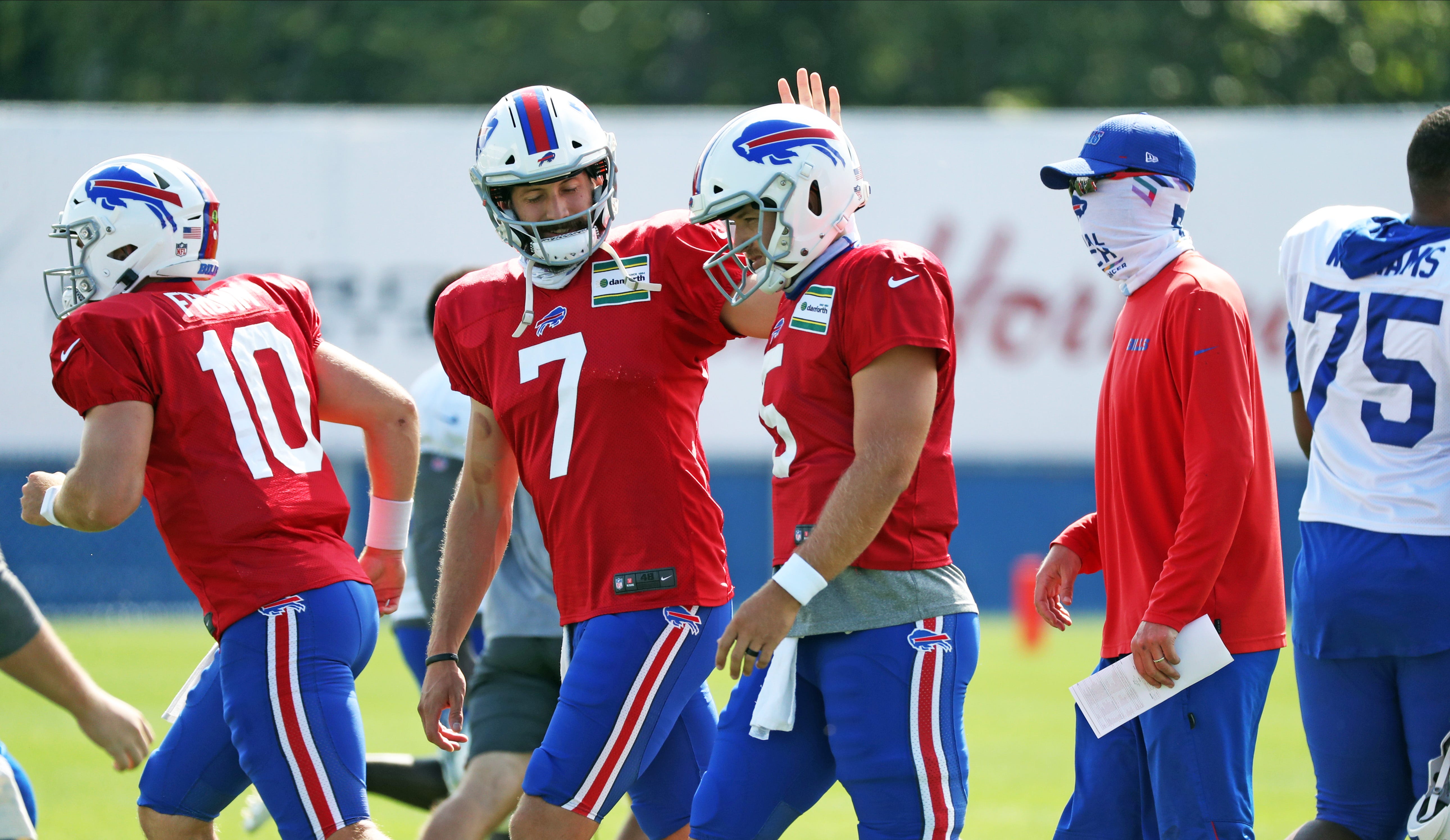 Buffalo Bills Practice Squad Set Davis Webb Back With Team