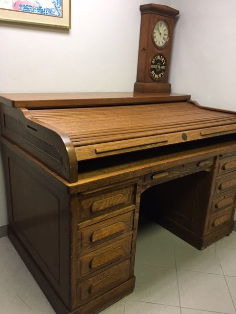 1920s roll top desk