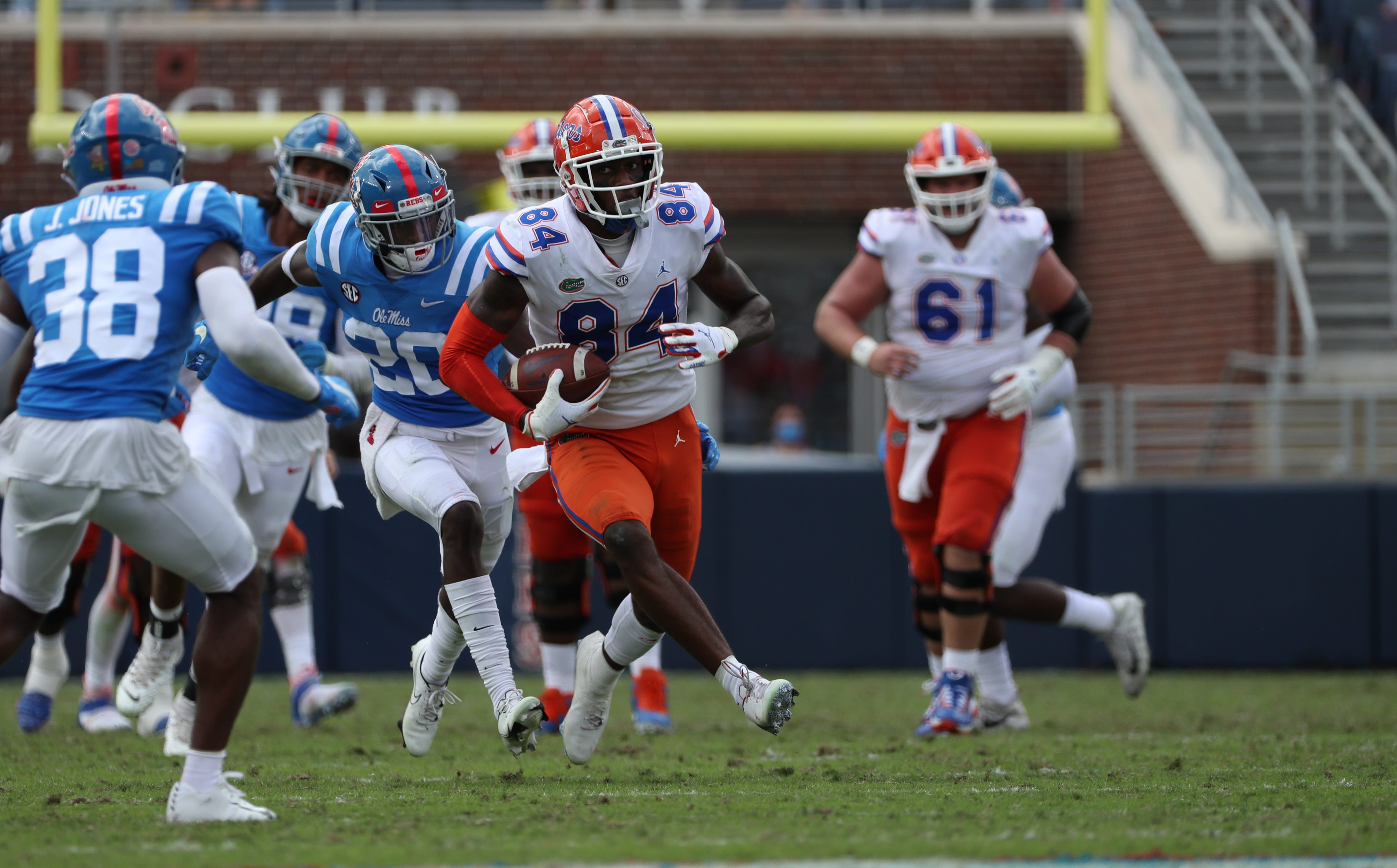 Florida Gators' offense will evolve with Emory Jones at quarterback