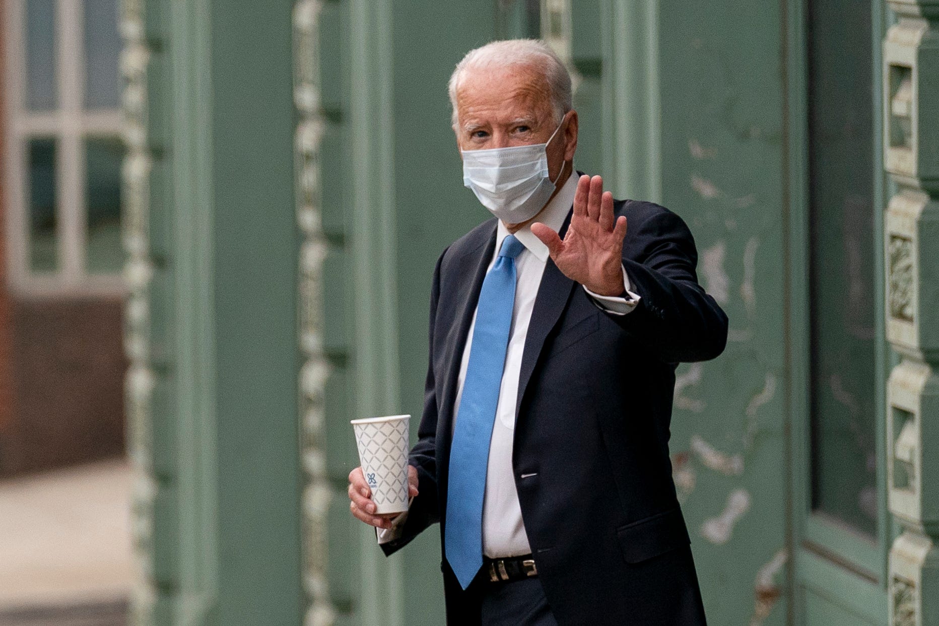 Fact Check In Interview Biden Looked At Video Feed Not Teleprompter   64c90769 D5c6 4305 80be 5a08bdc3e88a Biden Mask 