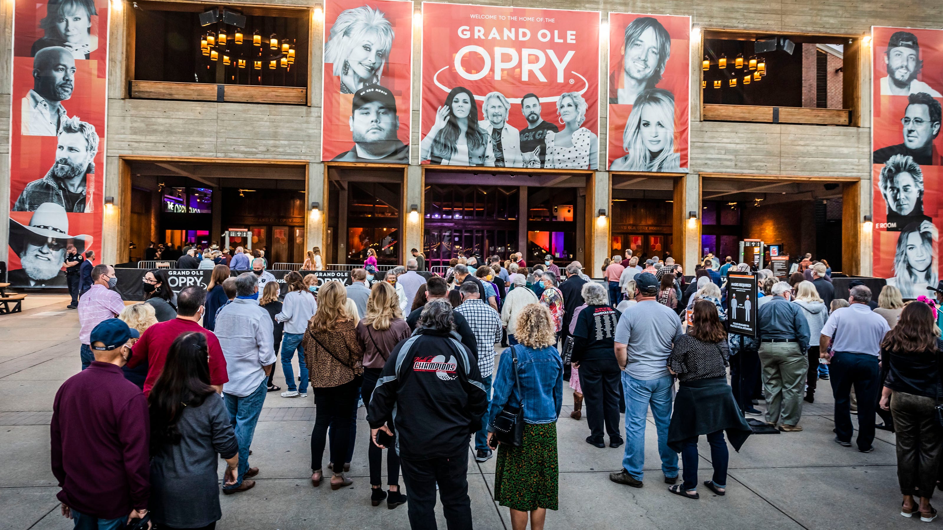 Grand Ole Opry adds Friday nights, expands shows to two hours