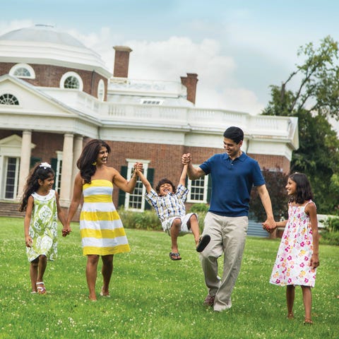 While in Virginia, families can tour the estates o